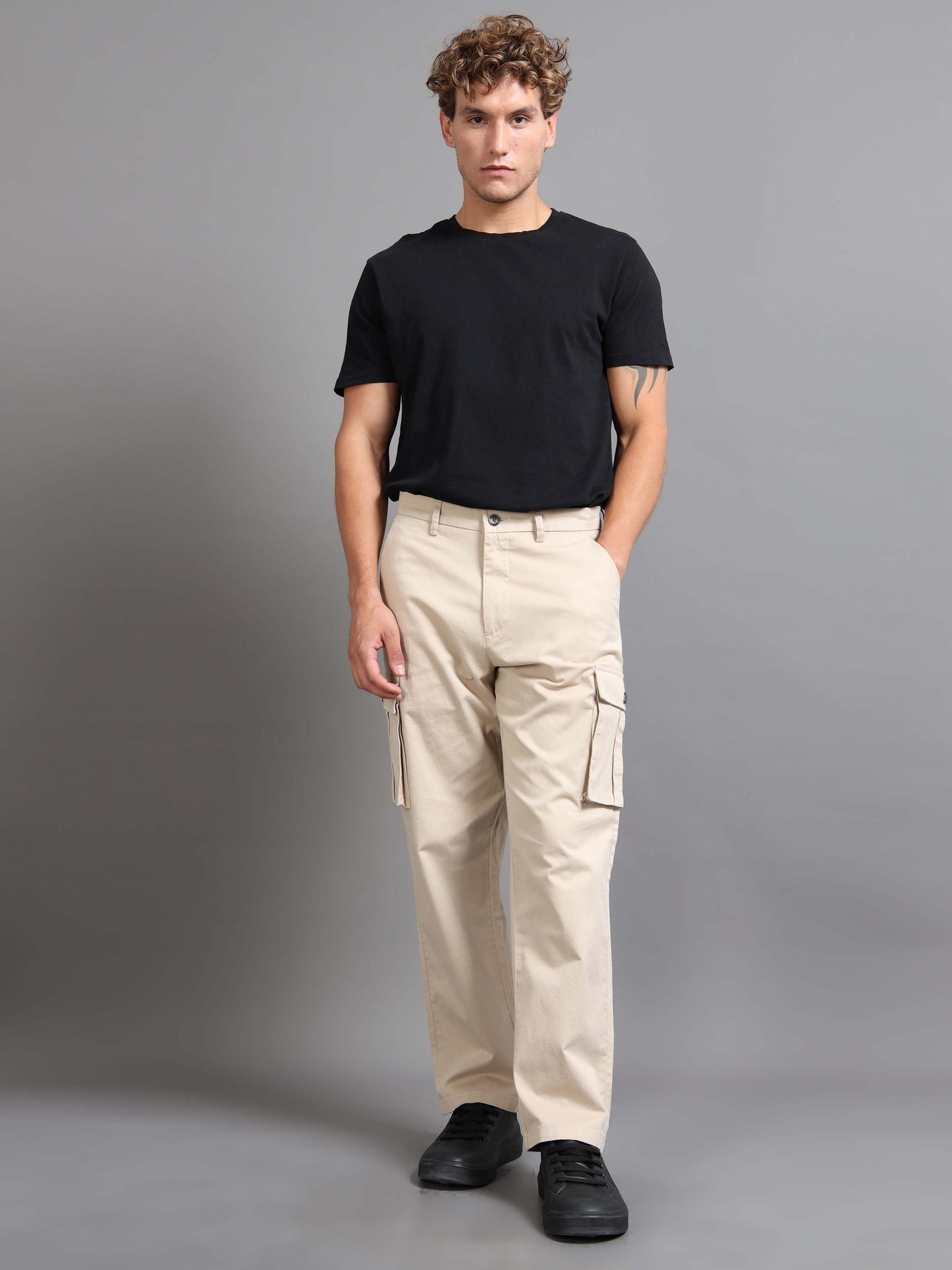 Finest Twill Baggy Fit Cargo In Cream