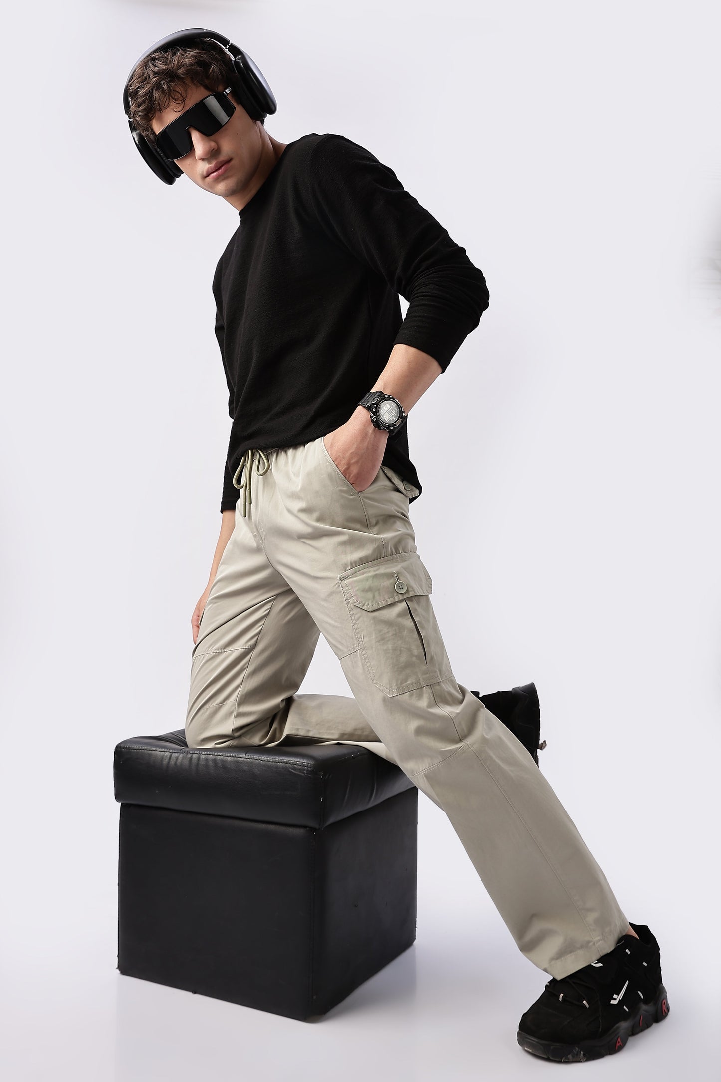 Men Relaxed Fit Air Cargo-Stone