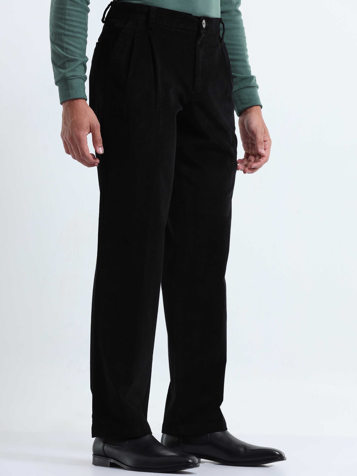 Soft Corduroy Black Relaxed Pleated Pant