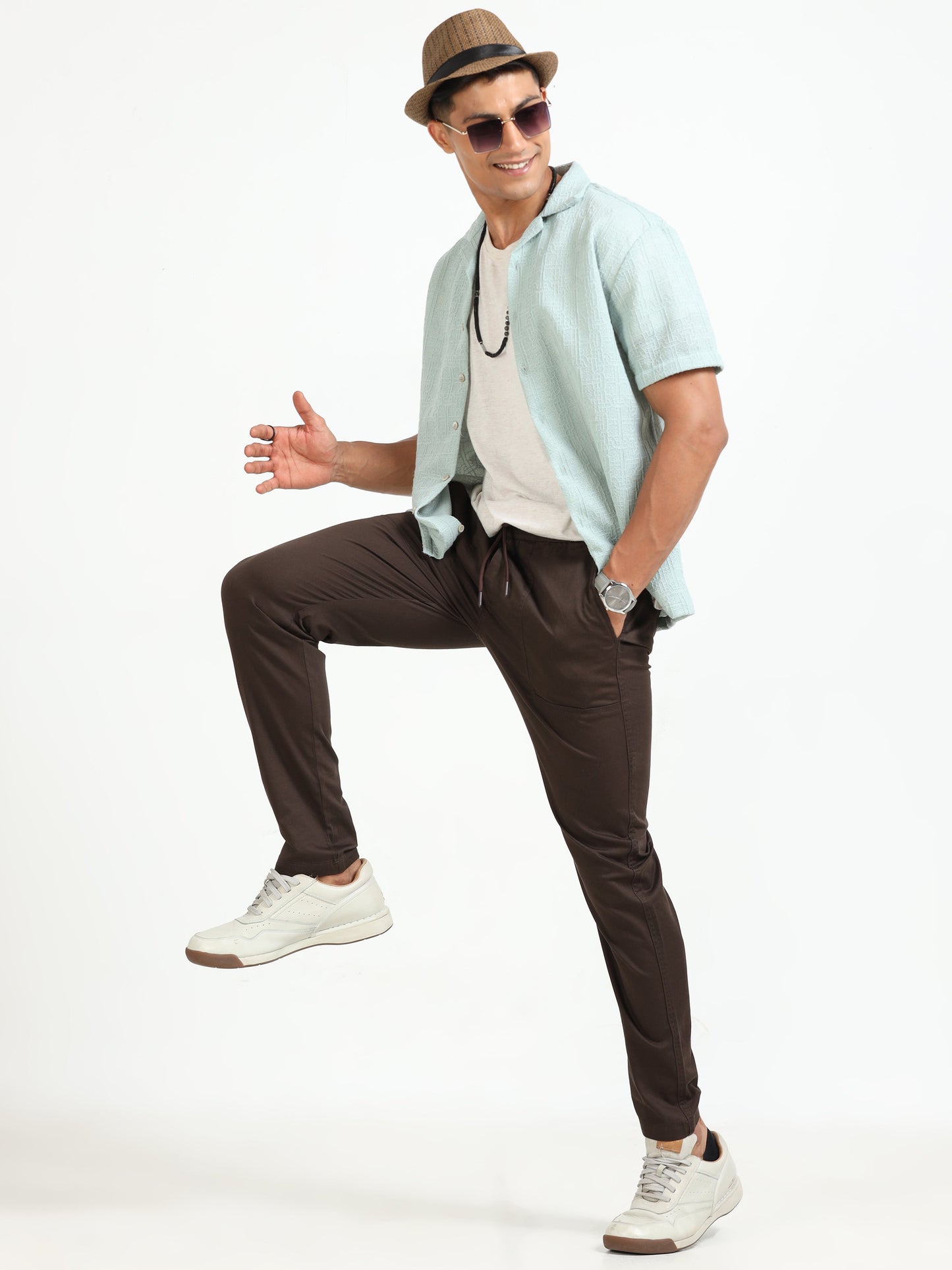 Men Comfy Airport Pant-Brown