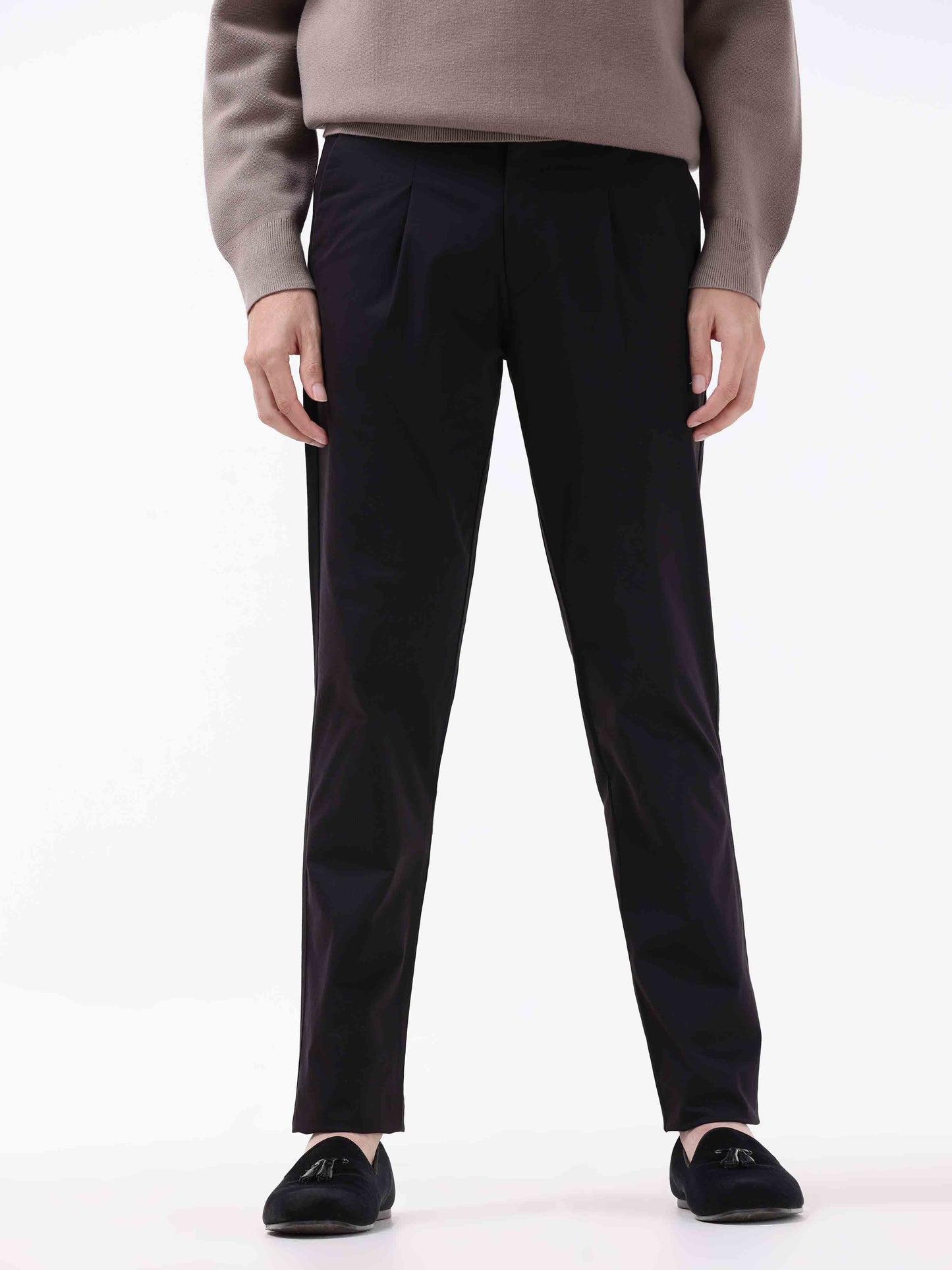 Essential Pleated Black Fine Twill Pant