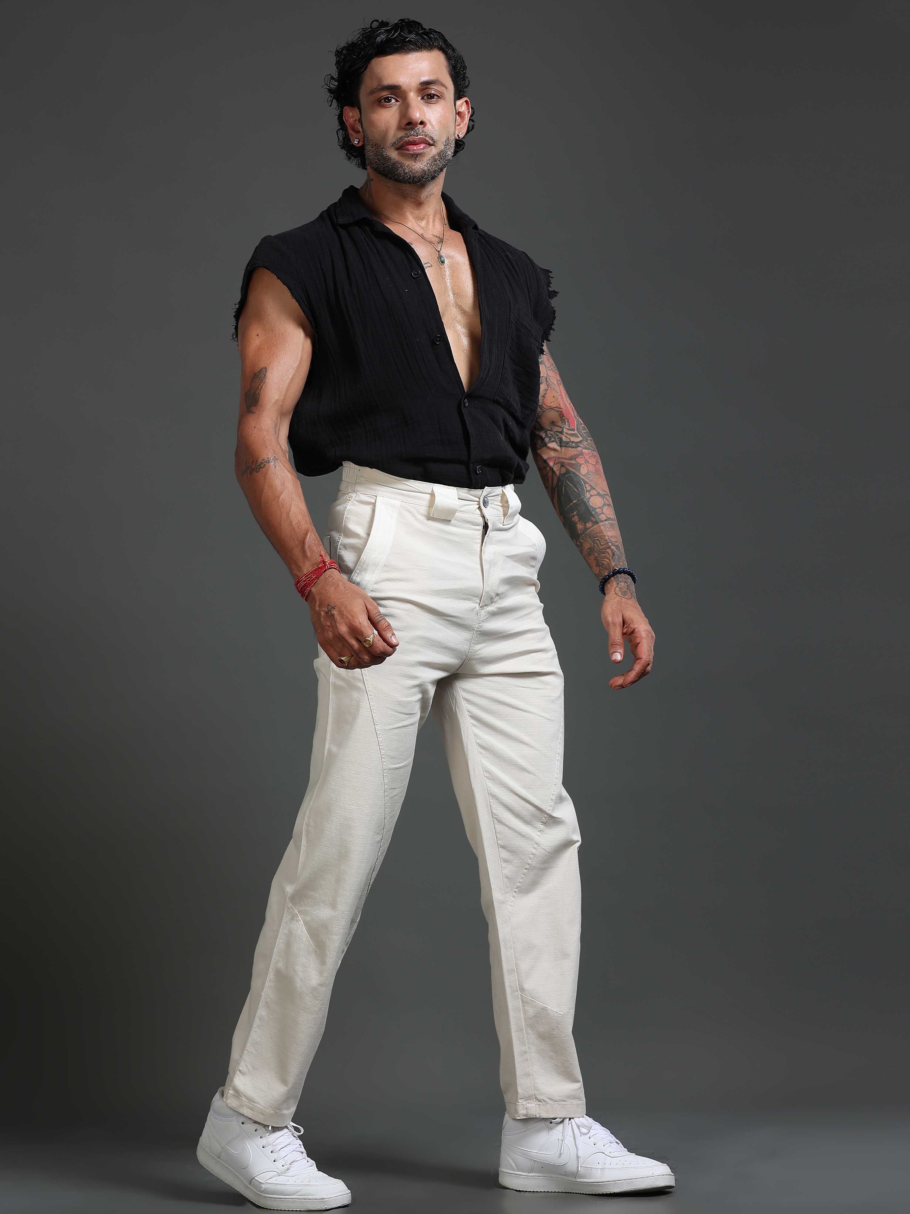 Lucent Straight Fit Trouser In Cream