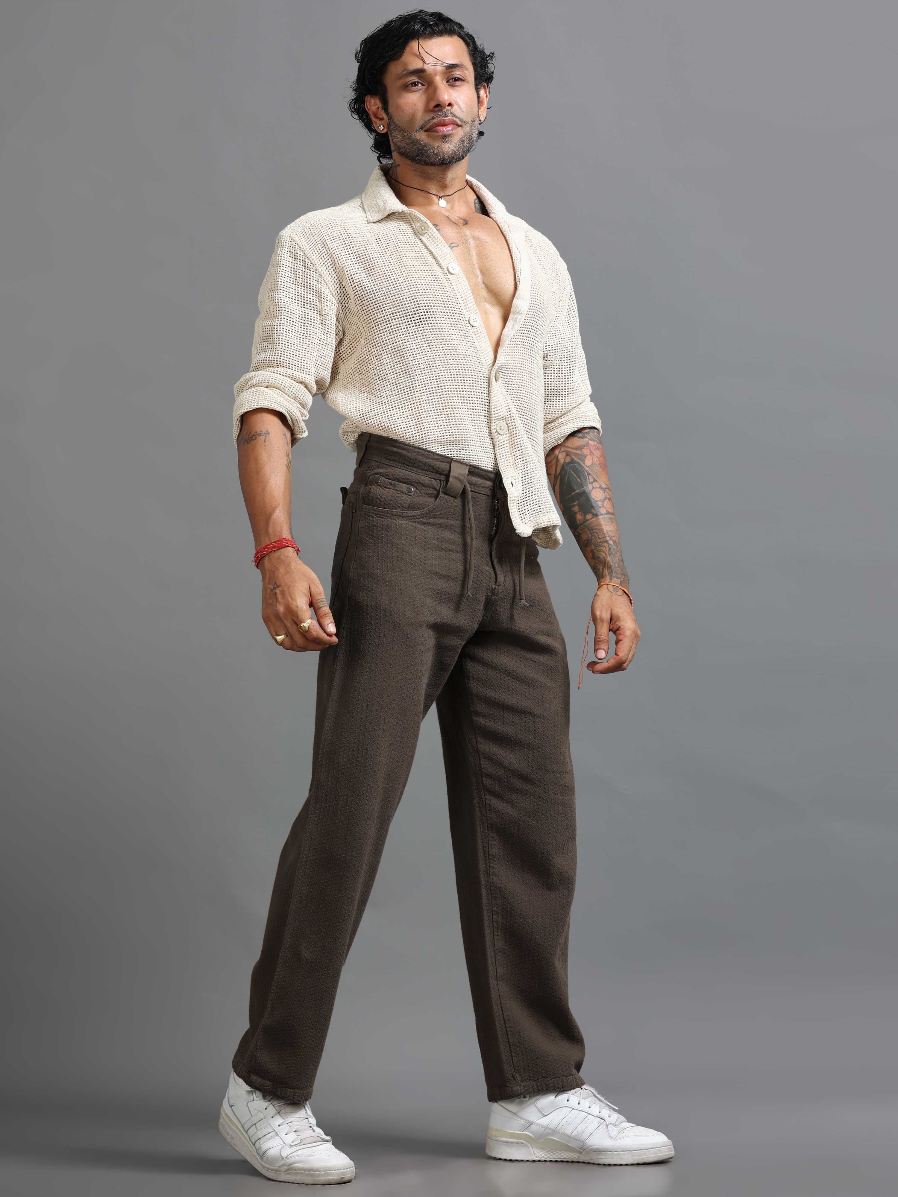 Weavon Relaxed Trouser In Brown