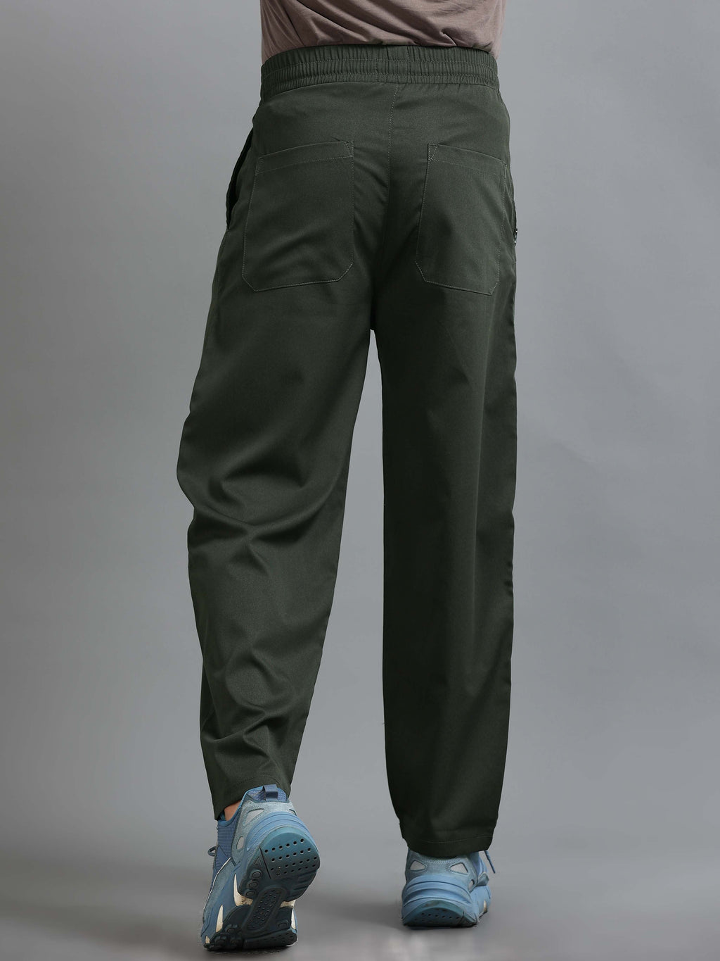 Flowstate Relaxed Trouser In Dark Olive