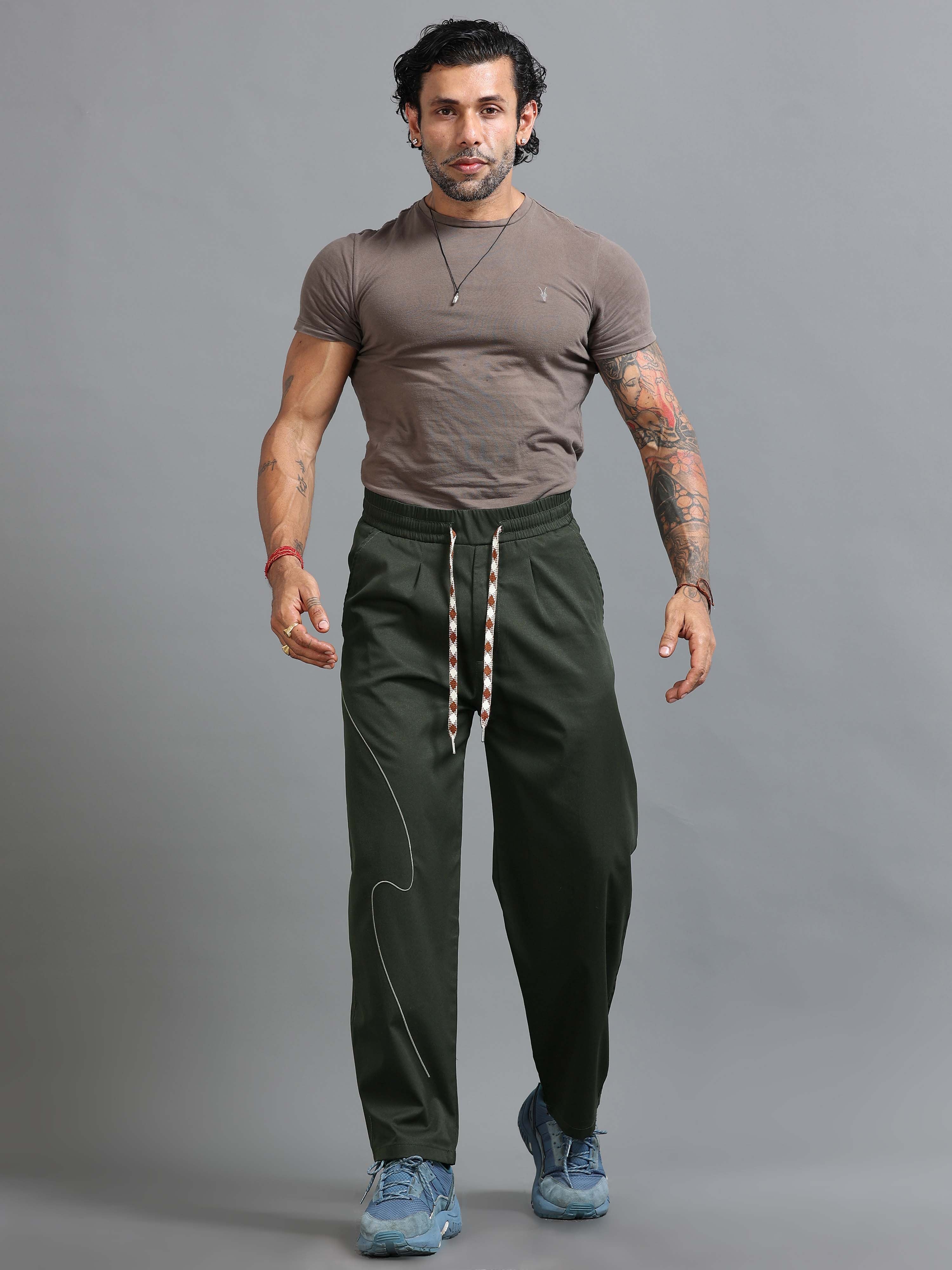Flowstate Relaxed Trouser In Dark Olive