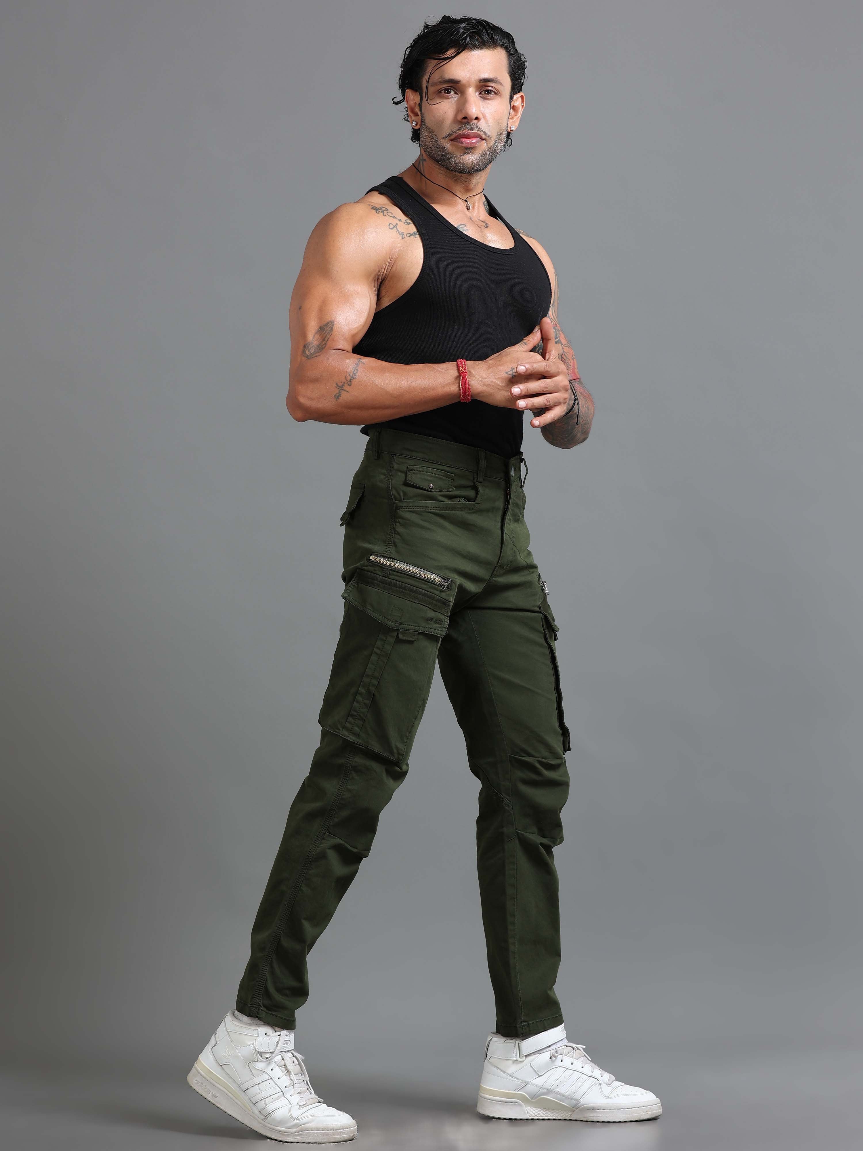 Rugged Zip Cargo Pants In Olive