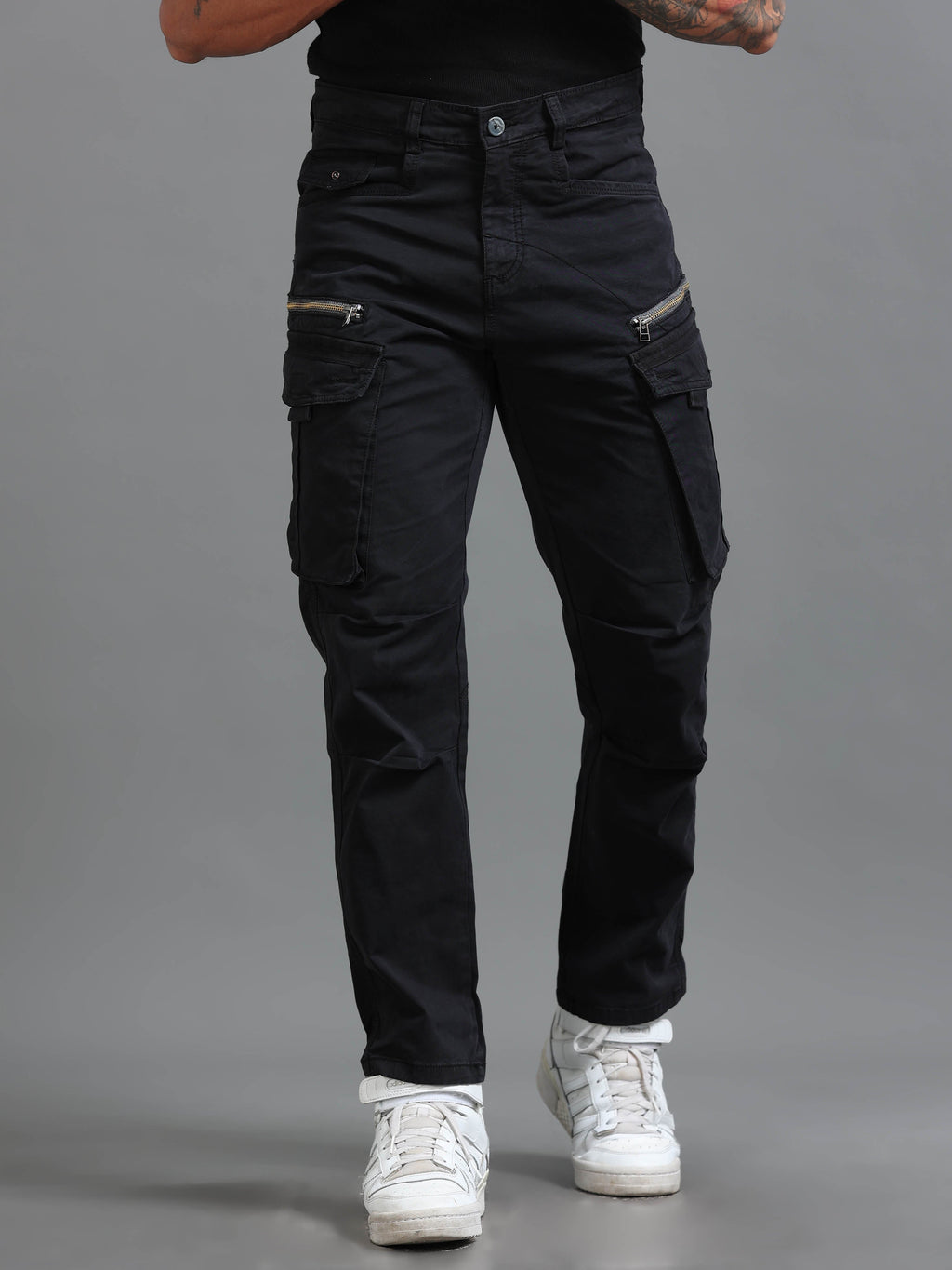 Rugged Zip Cargo Pants In Black