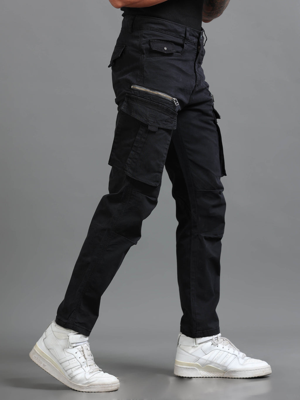 Rugged Zip Cargo Pants In Black