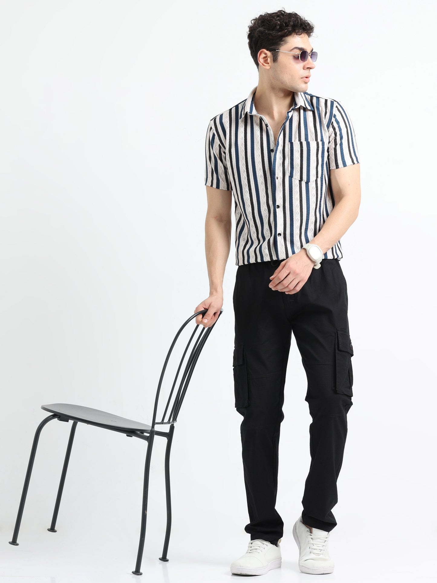 Men Self Design Breeze Cargoes-Black