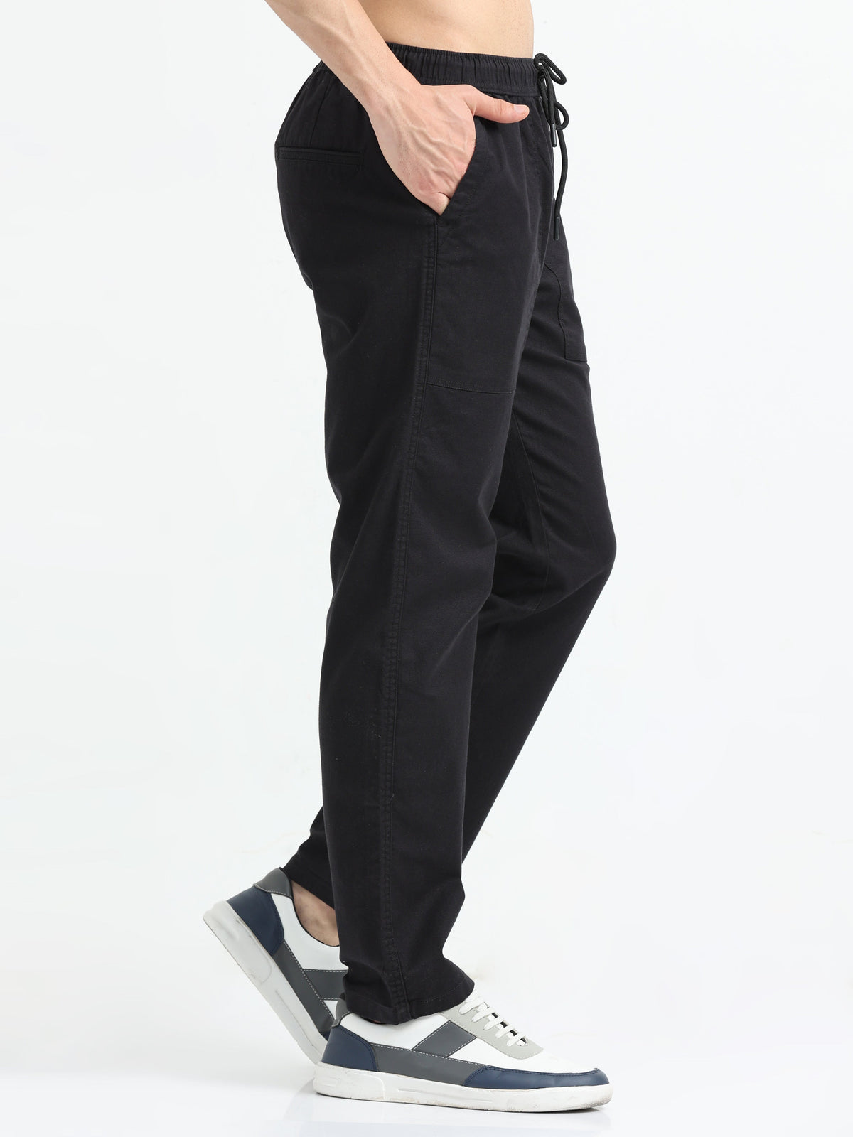 Men Corn Airport Jogger-Black