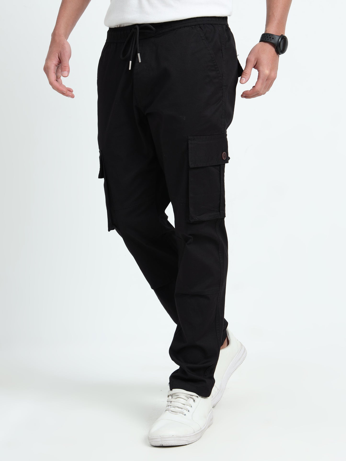 Men Relaxed Fit Cargoes-Black