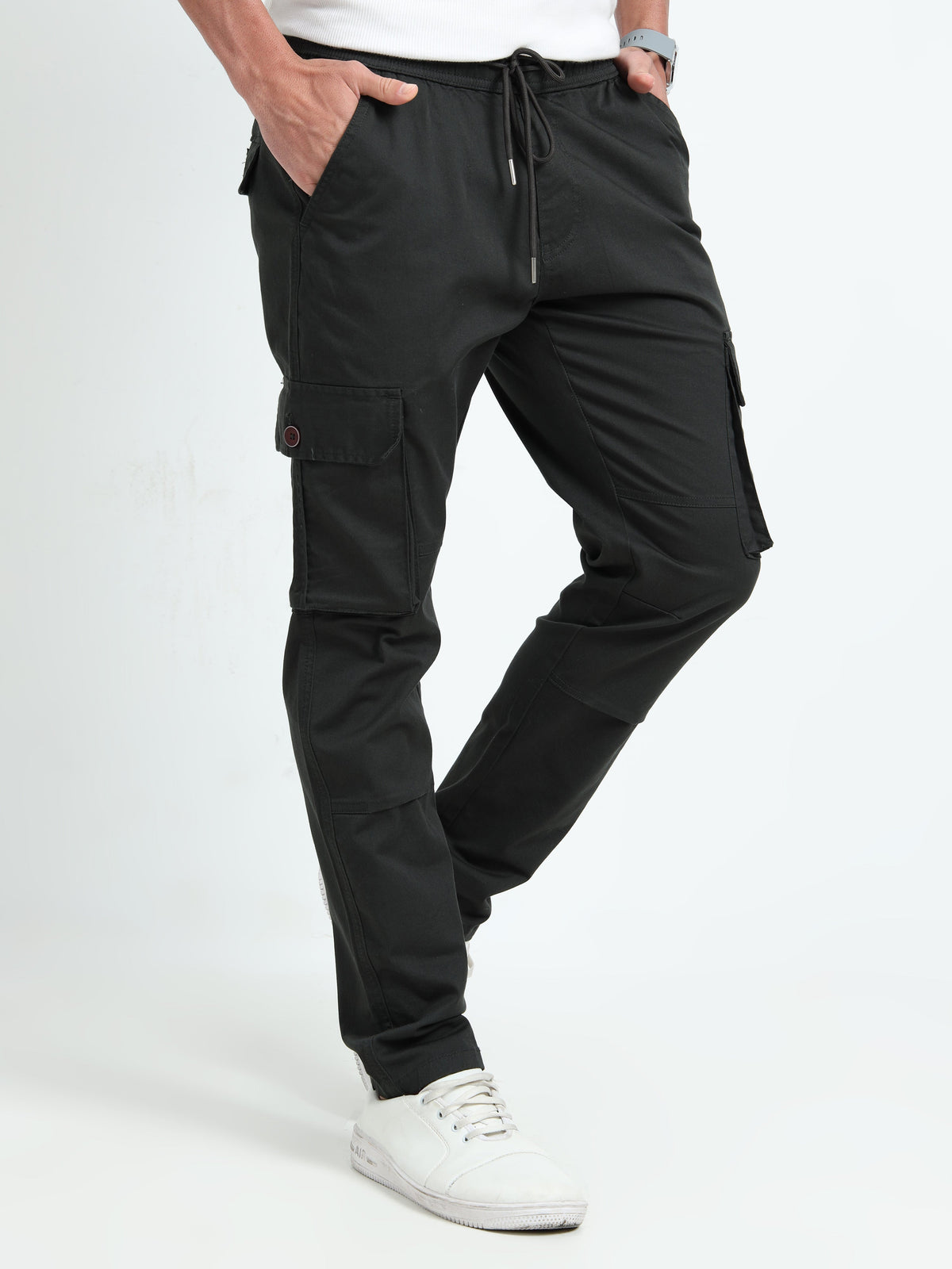 Men Relaxed Fit Cargoes-Green