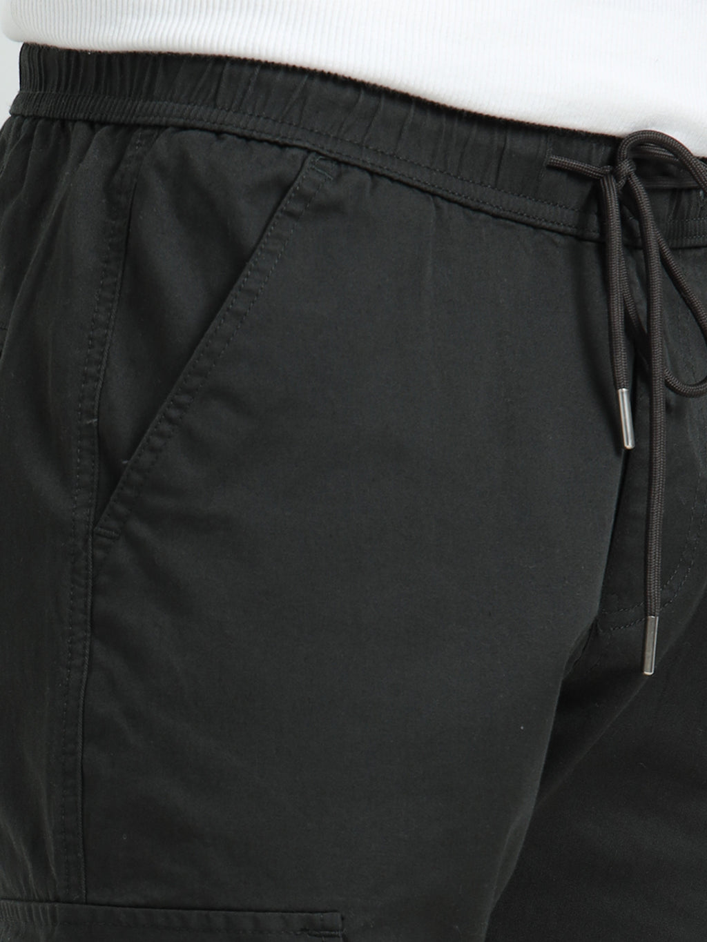 Men Relaxed Fit Cargoes-Green