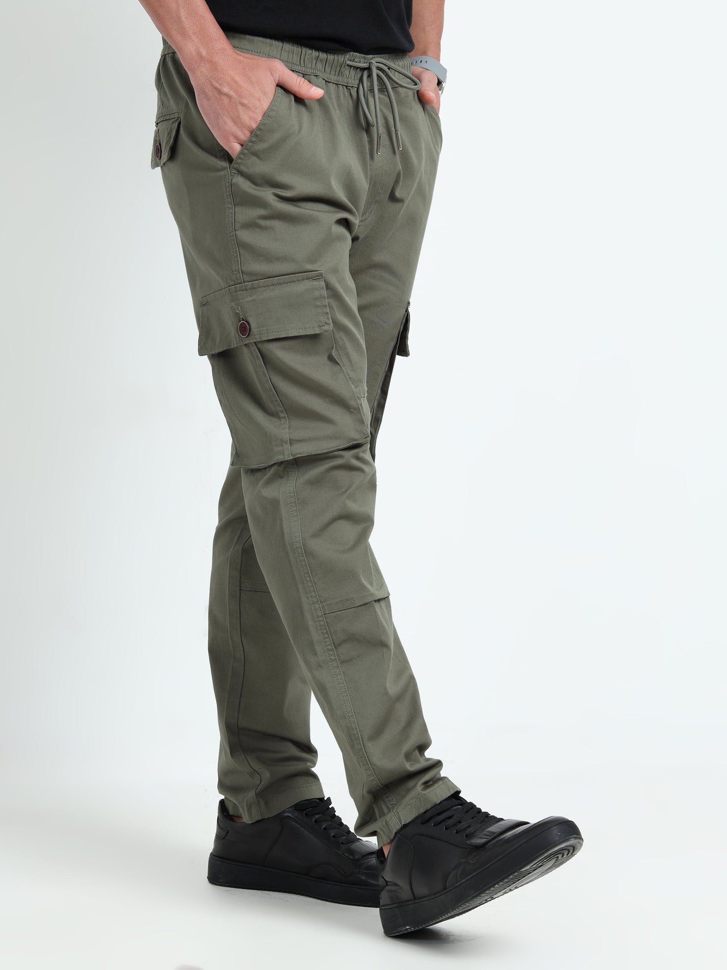 Men Relaxed Fit Cargoes-Olive