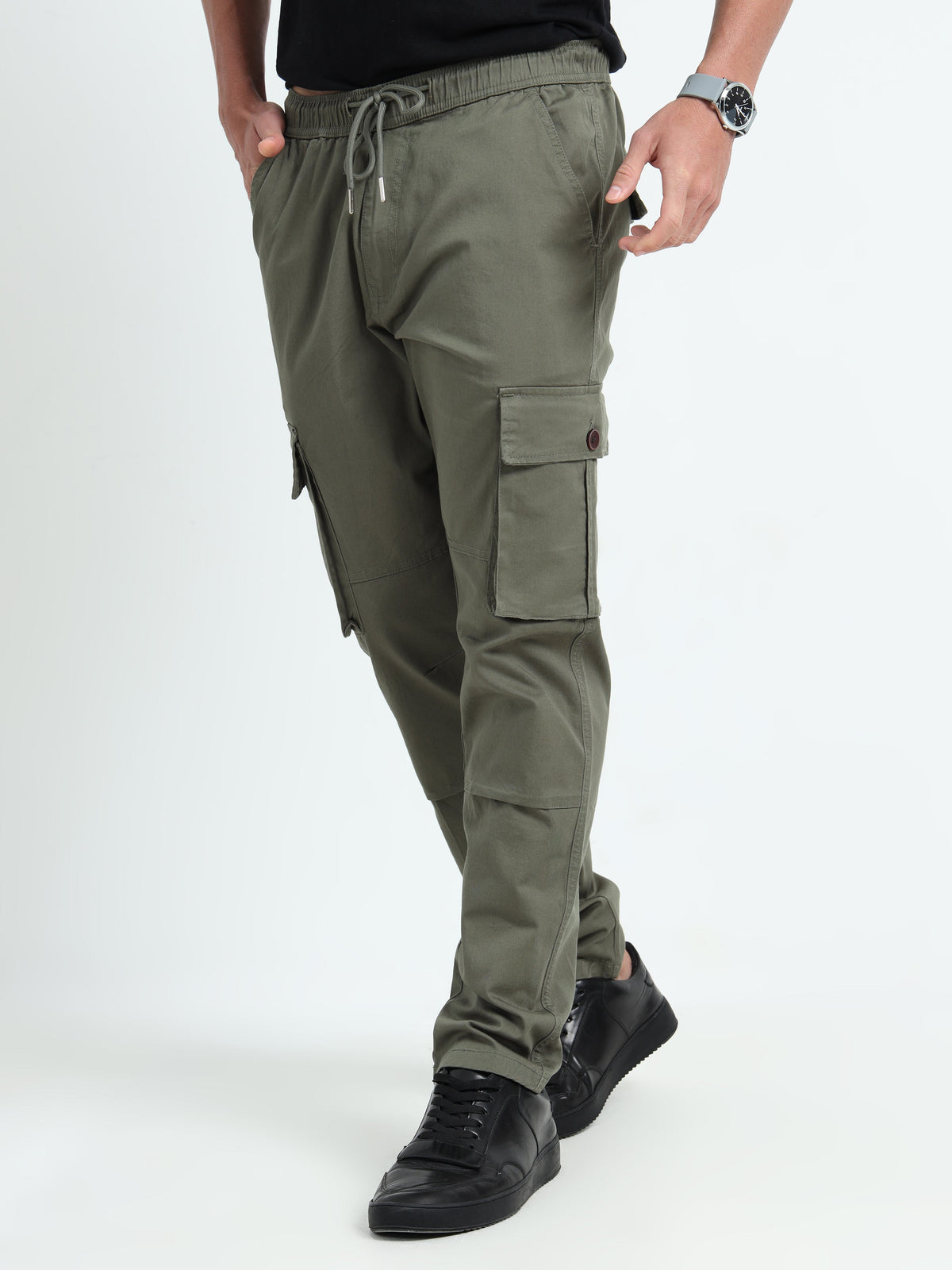 Men Relaxed Fit Cargoes-Olive