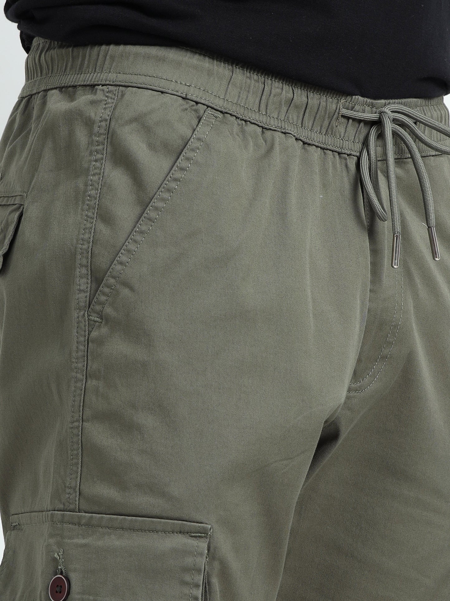 Men Relaxed Fit Cargoes-Olive