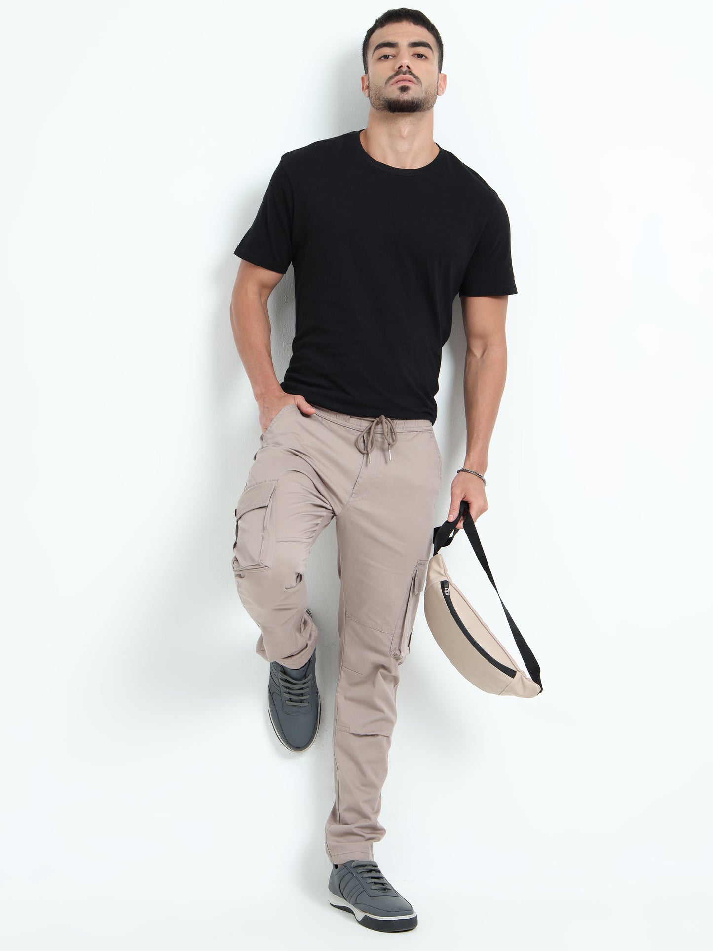 Men Relaxed Fit Cargoes-Fawn