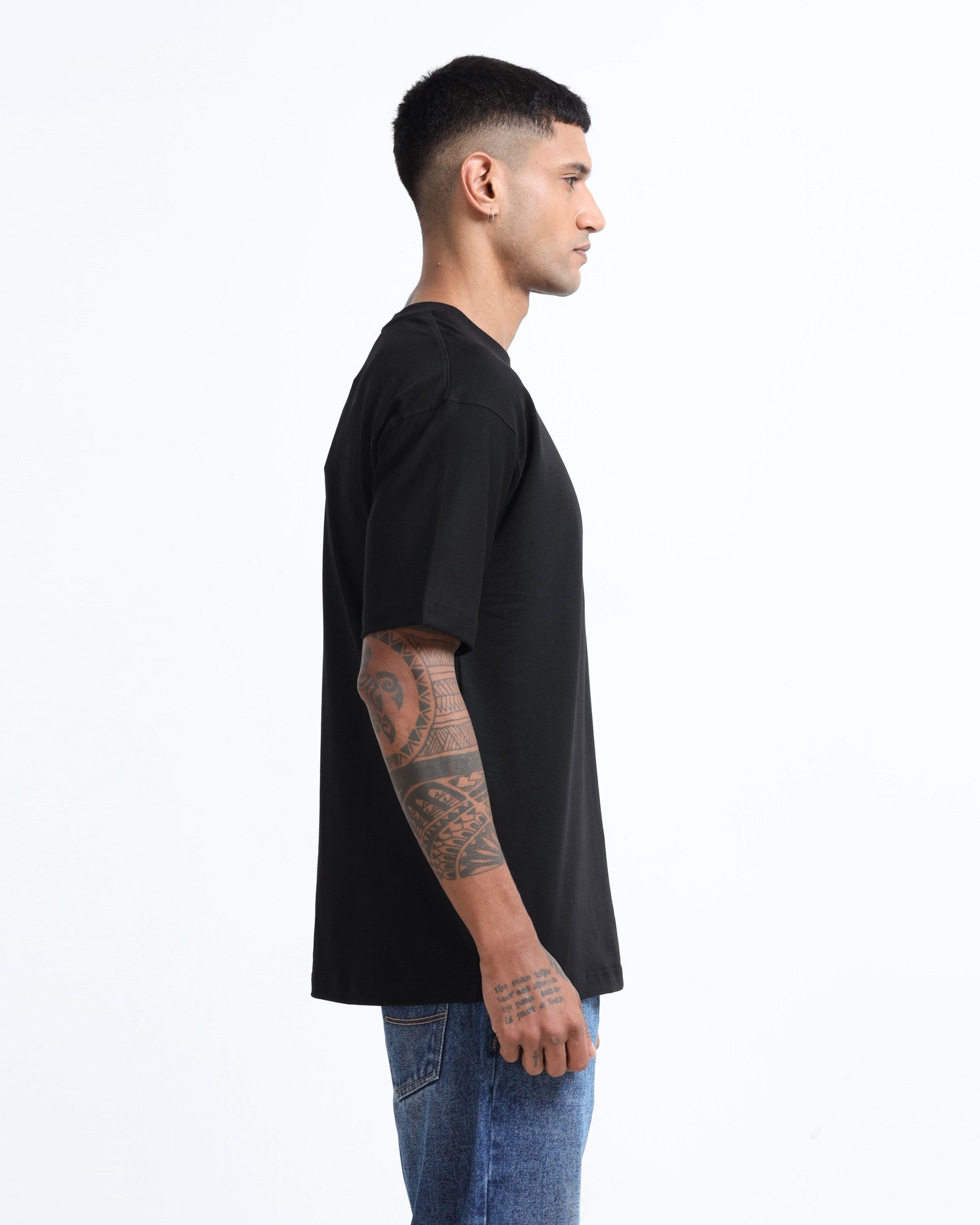 THE GROOVE Black Basic Tee - Relaxed Fit