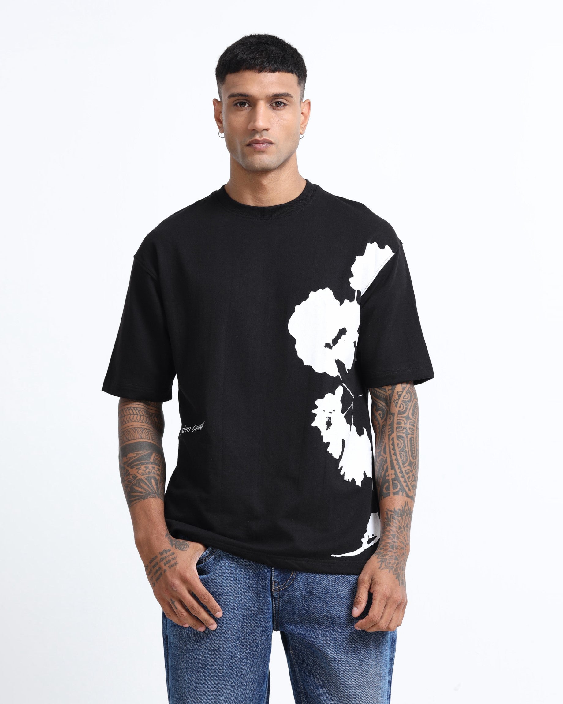 ECLECTIC REALM BLACK TEE - Relaxed Fit
