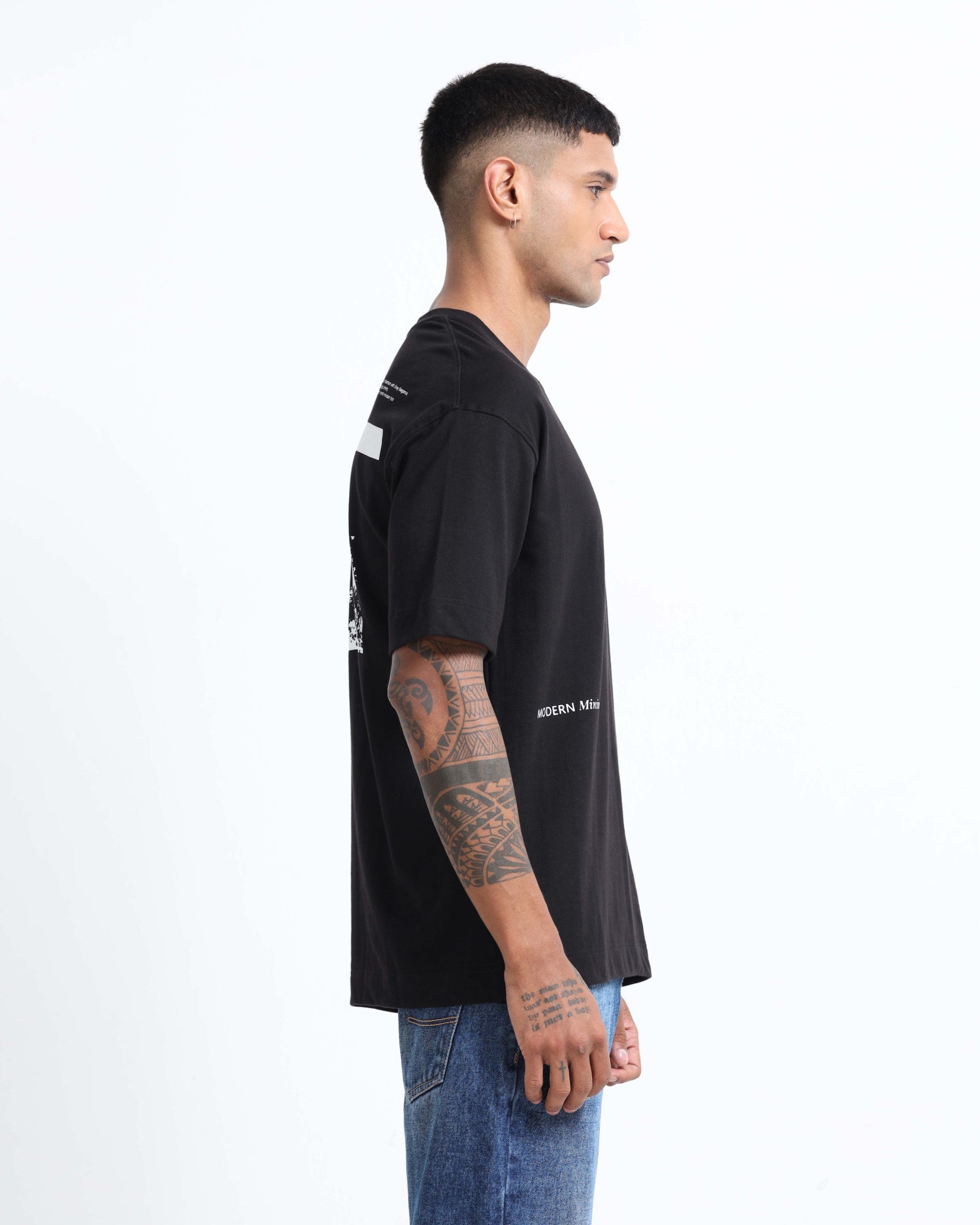 GREY ELEGANCE BLACK TEE - Relaxed Fit