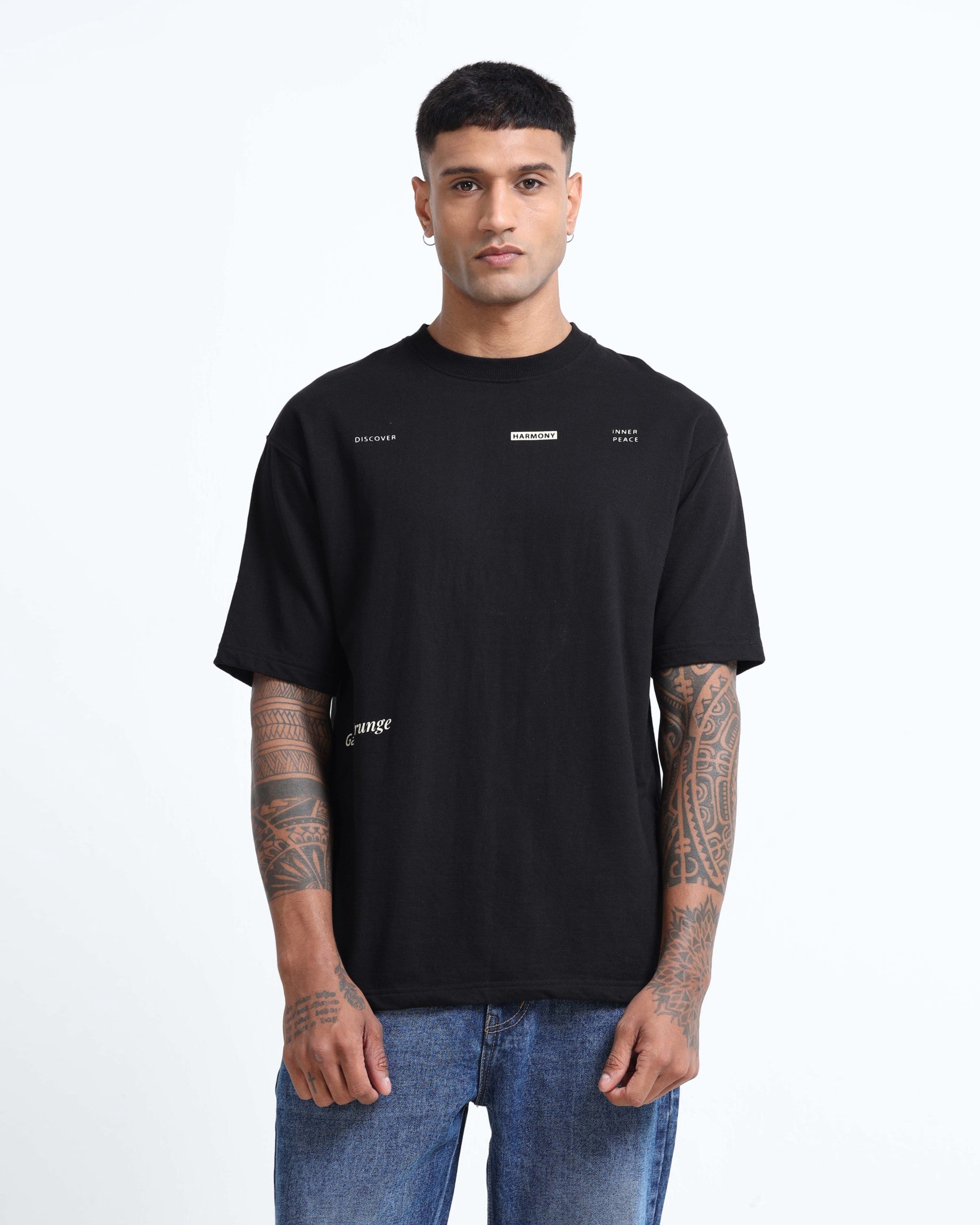 HARMONY BLACK TEE - Relaxed Fit