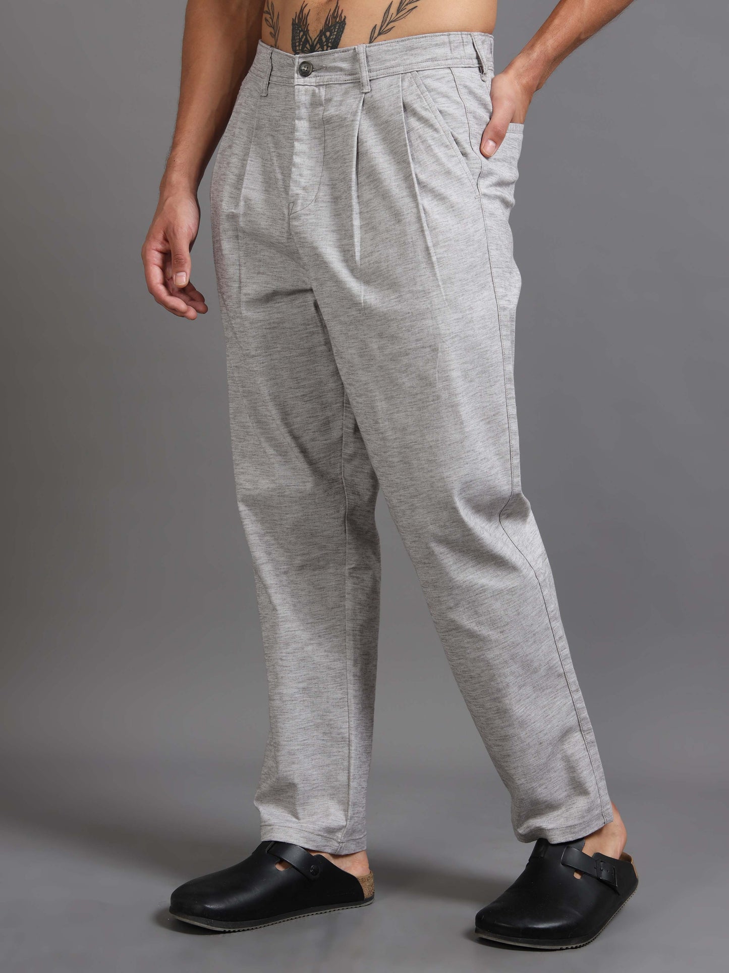 Versatile Pleated Trouser In Grey