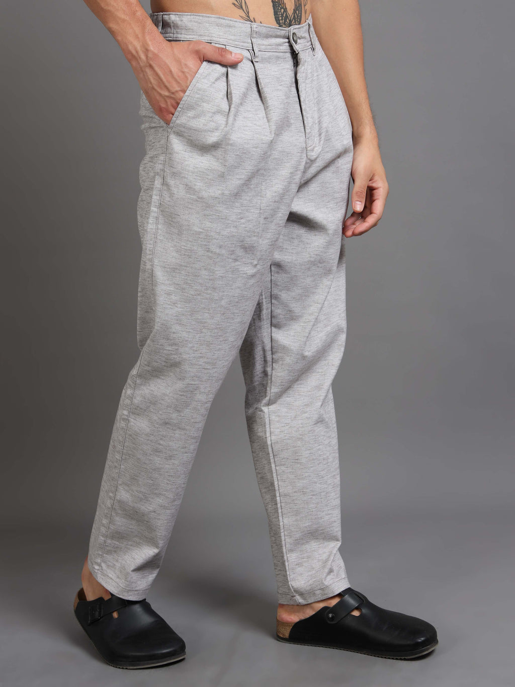 Versatile Pleated Trouser In Grey