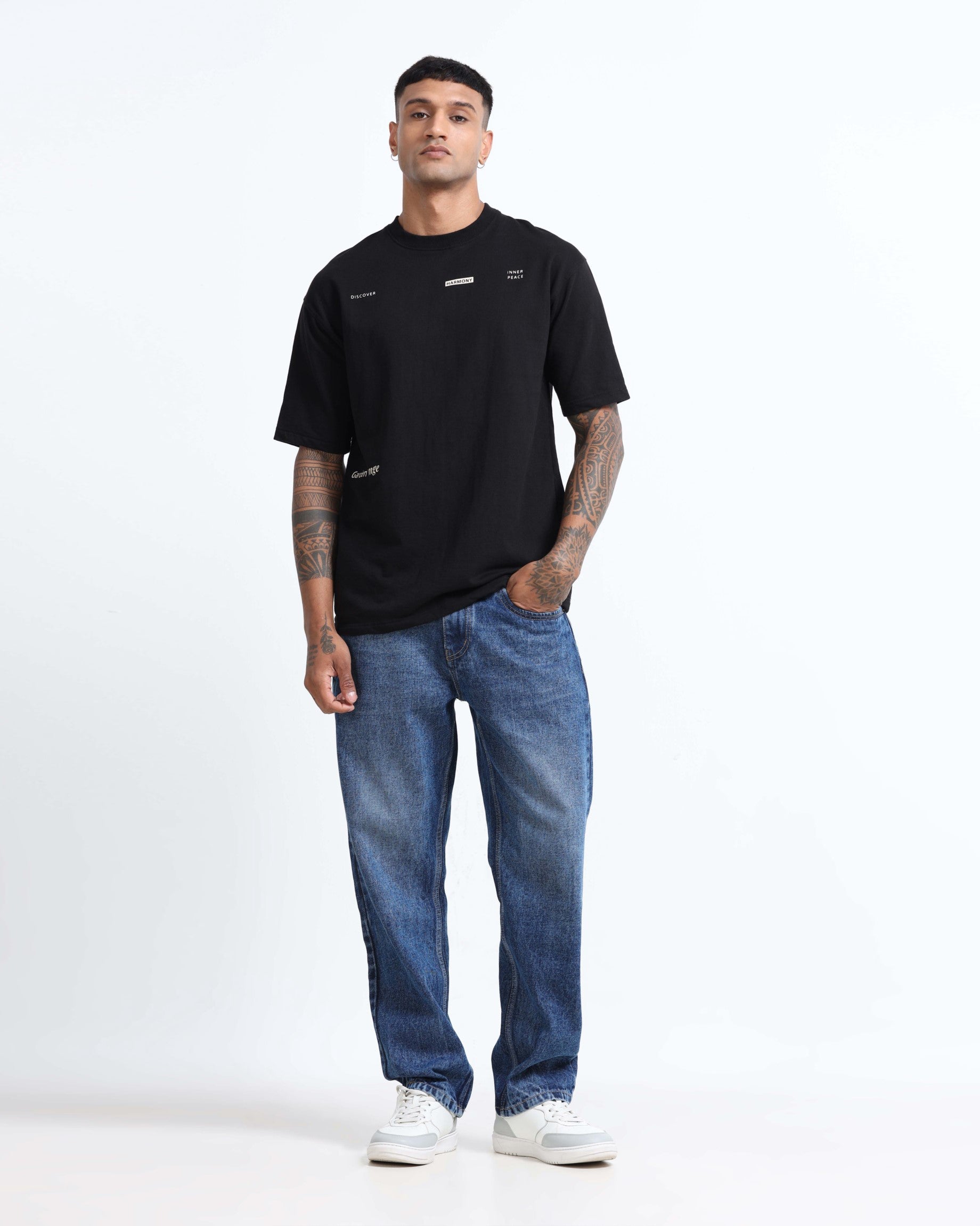 HARMONY BLACK TEE - Relaxed Fit