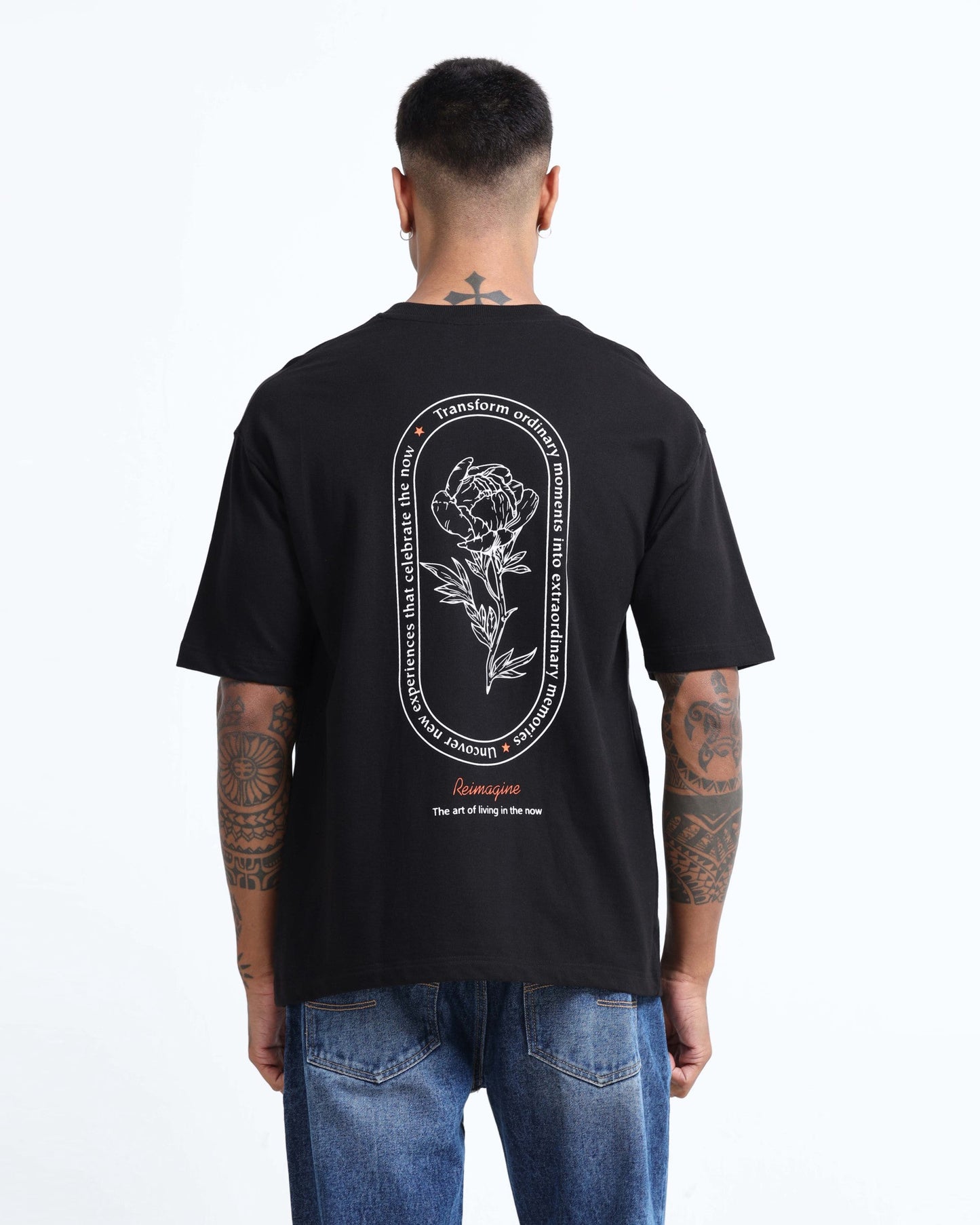 REIMAGINE BLACK TEE - Relaxed Fit