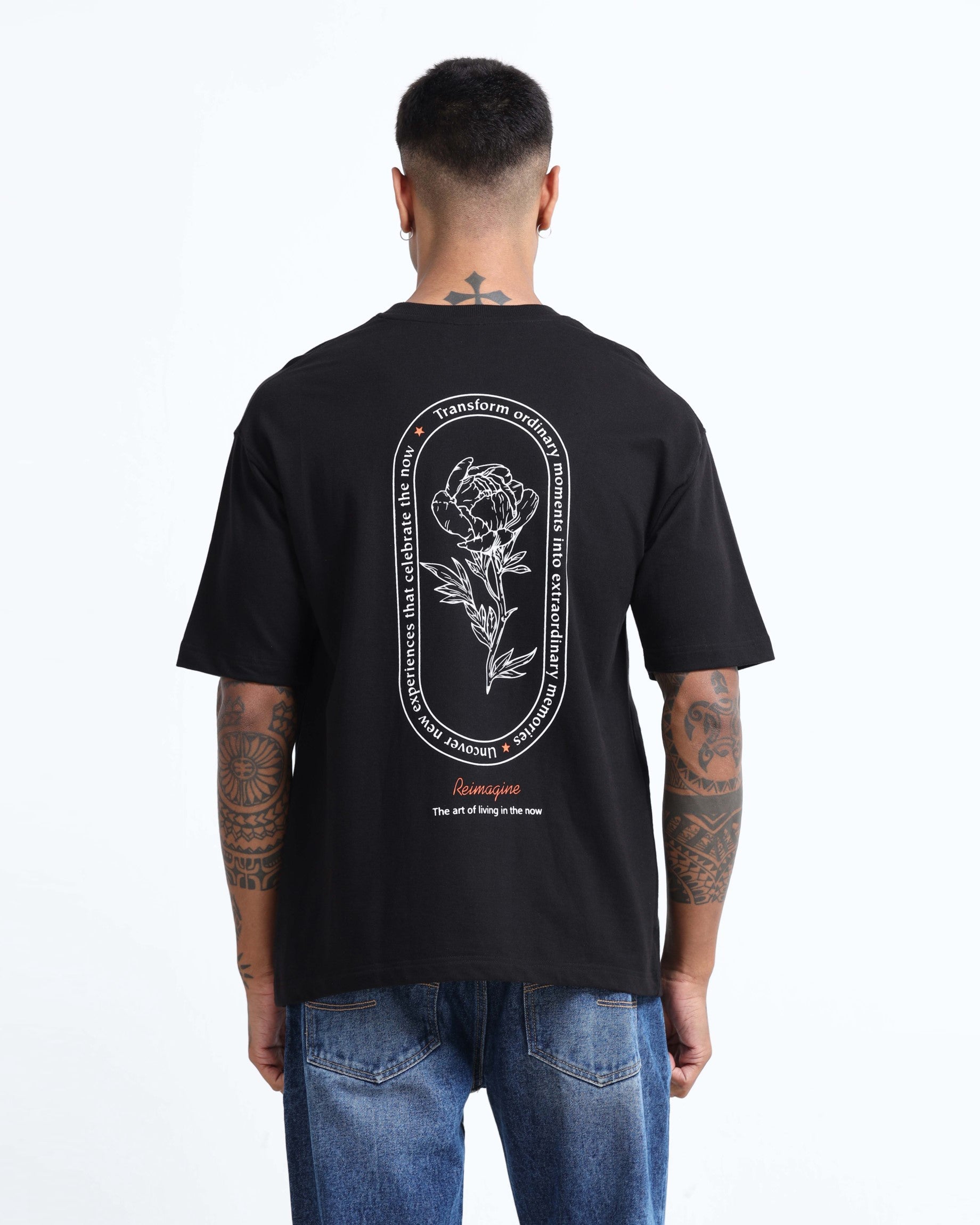 REIMAGINE BLACK TEE - Relaxed Fit