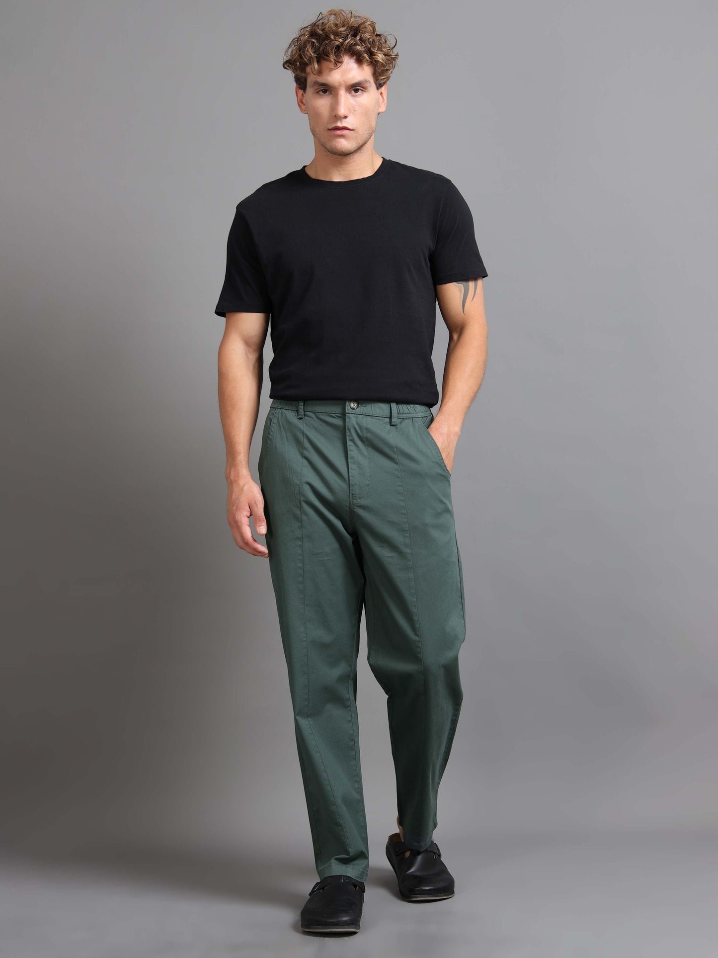 Easy Stride Trouser In Olive