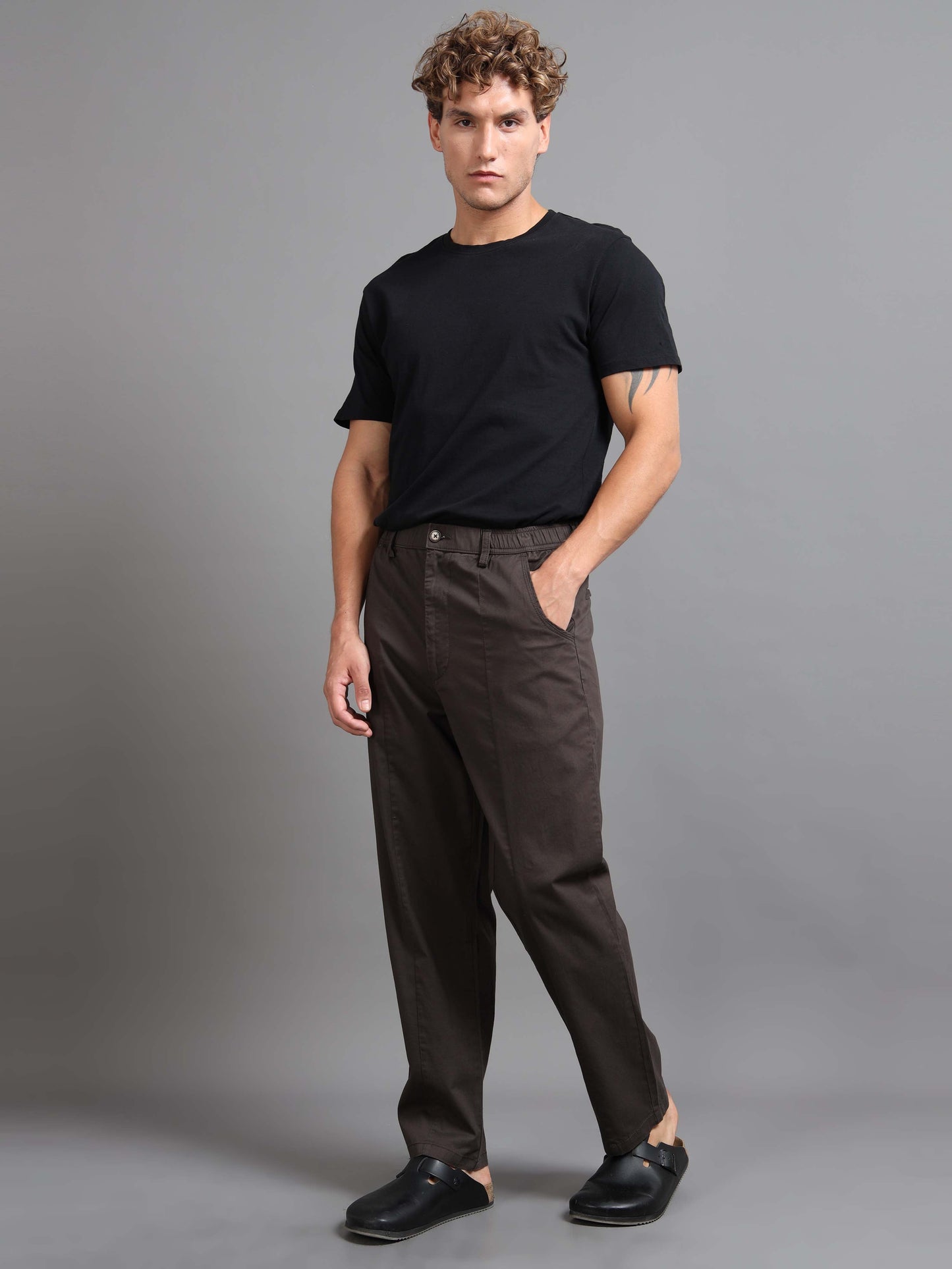 Easy Stride Trouser In Coffee