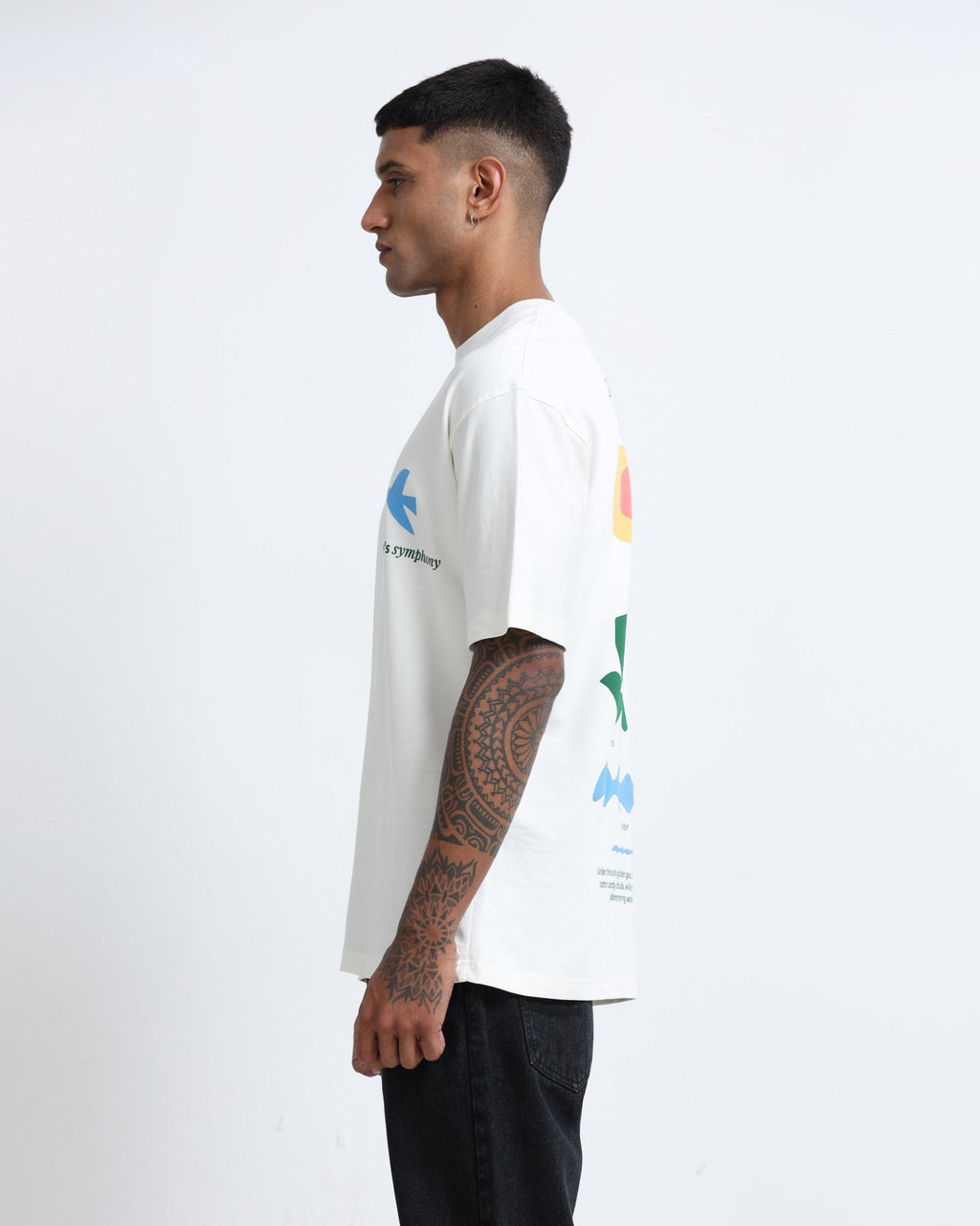 SERENITY OFF WHITE TEE - Relaxed Fit