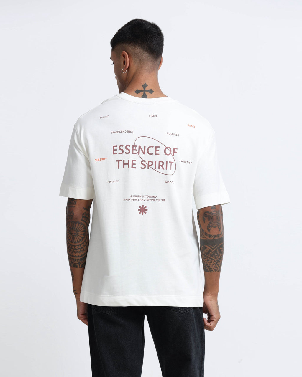 ESSENCE OF SPIRIT OFF WHITE TEE - Relaxed Fit