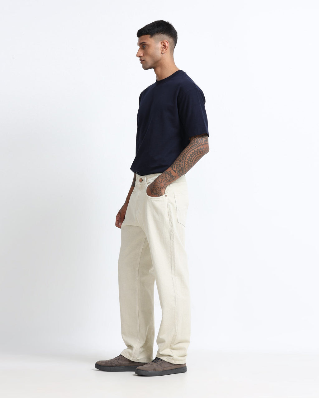 SIGNATURE IVORY DENIM - Straight fit
