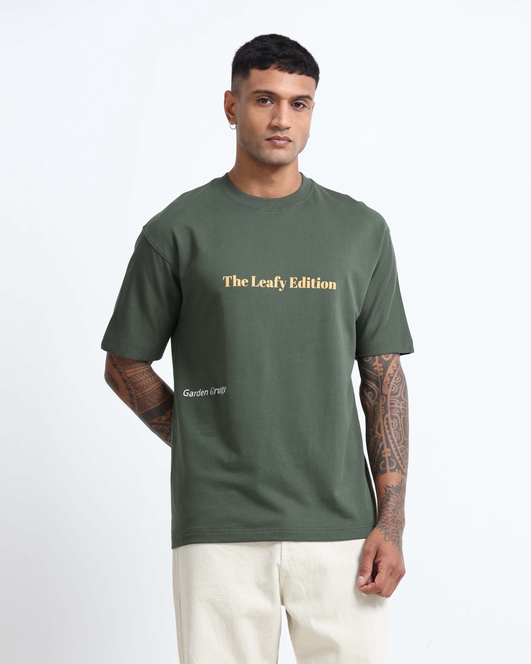 WELLNESS IN BLOOM FOREST GREEN TEE - Relaxed Fit