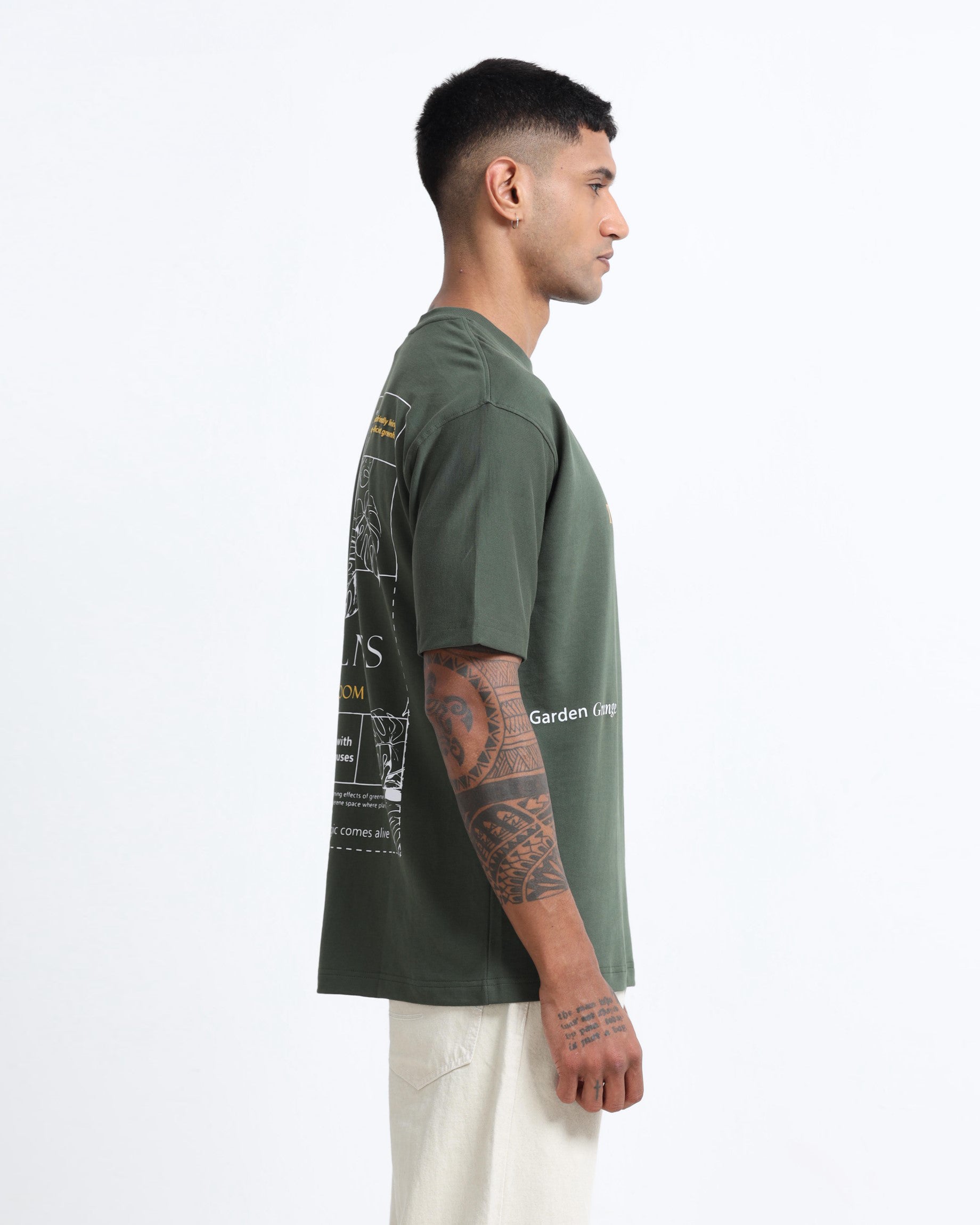 WELLNESS IN BLOOM FOREST GREEN TEE - Relaxed Fit
