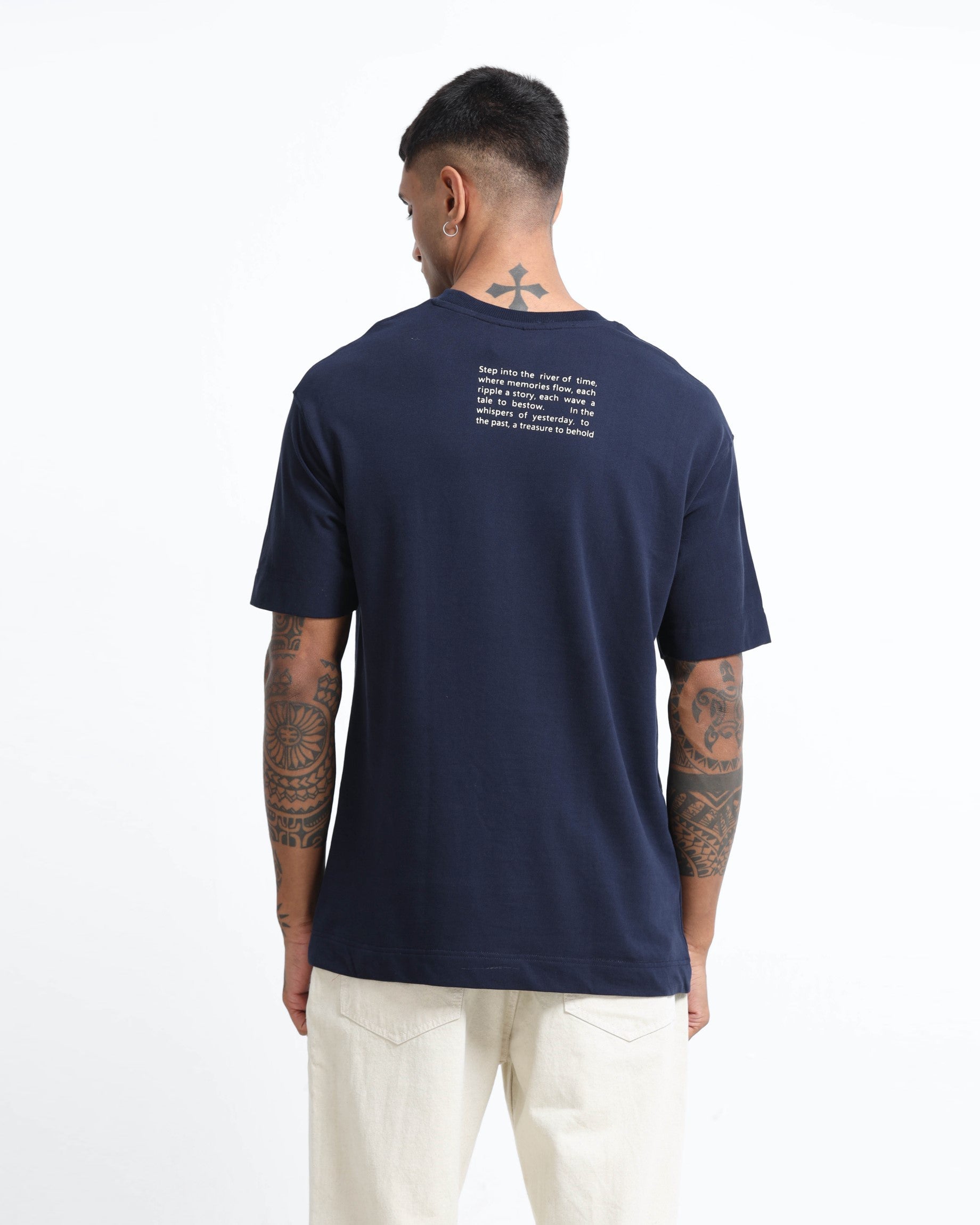 DISCOVERING NAVY BLUE TEE - Relaxed Fit