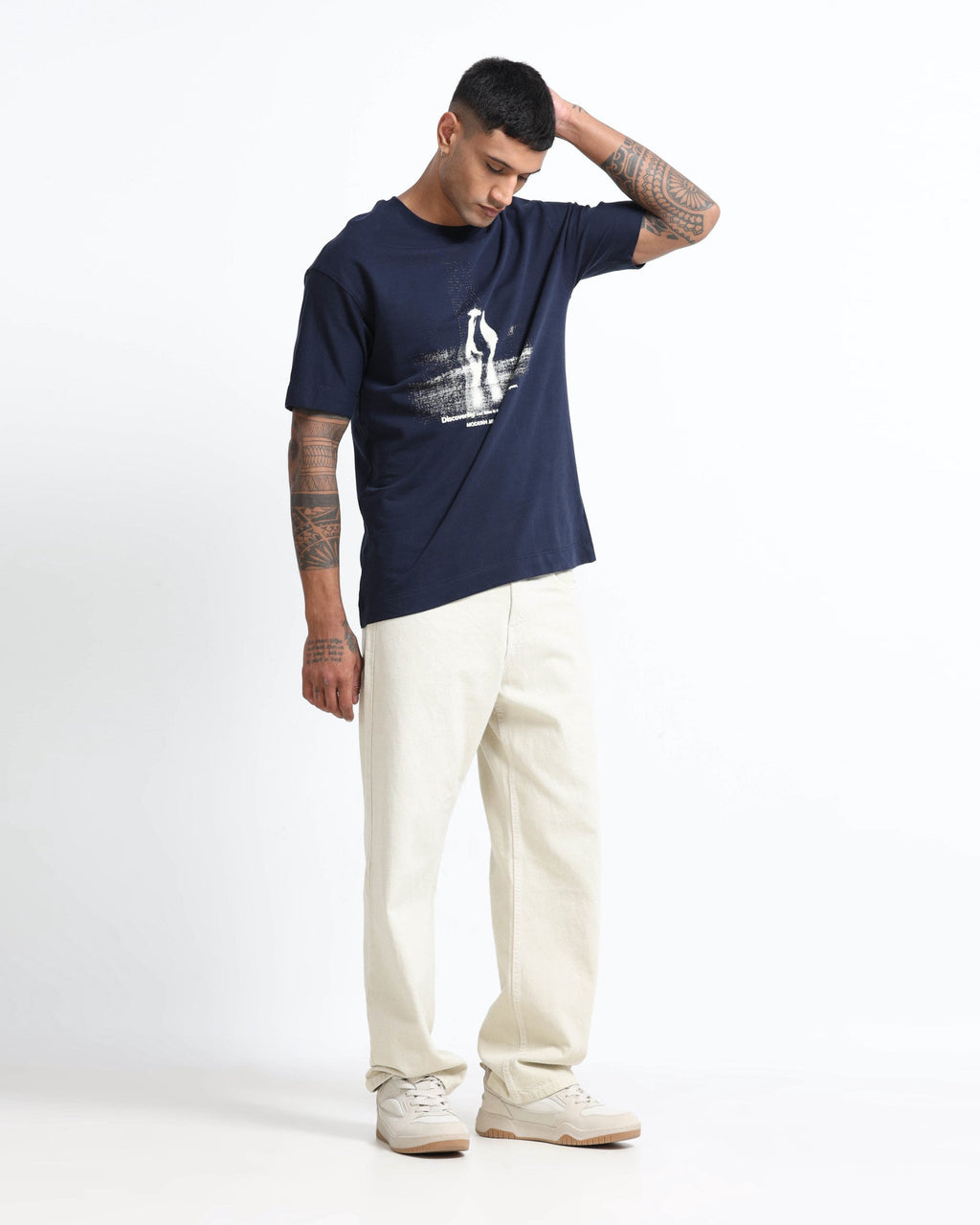 DISCOVERING NAVY BLUE TEE - Relaxed Fit
