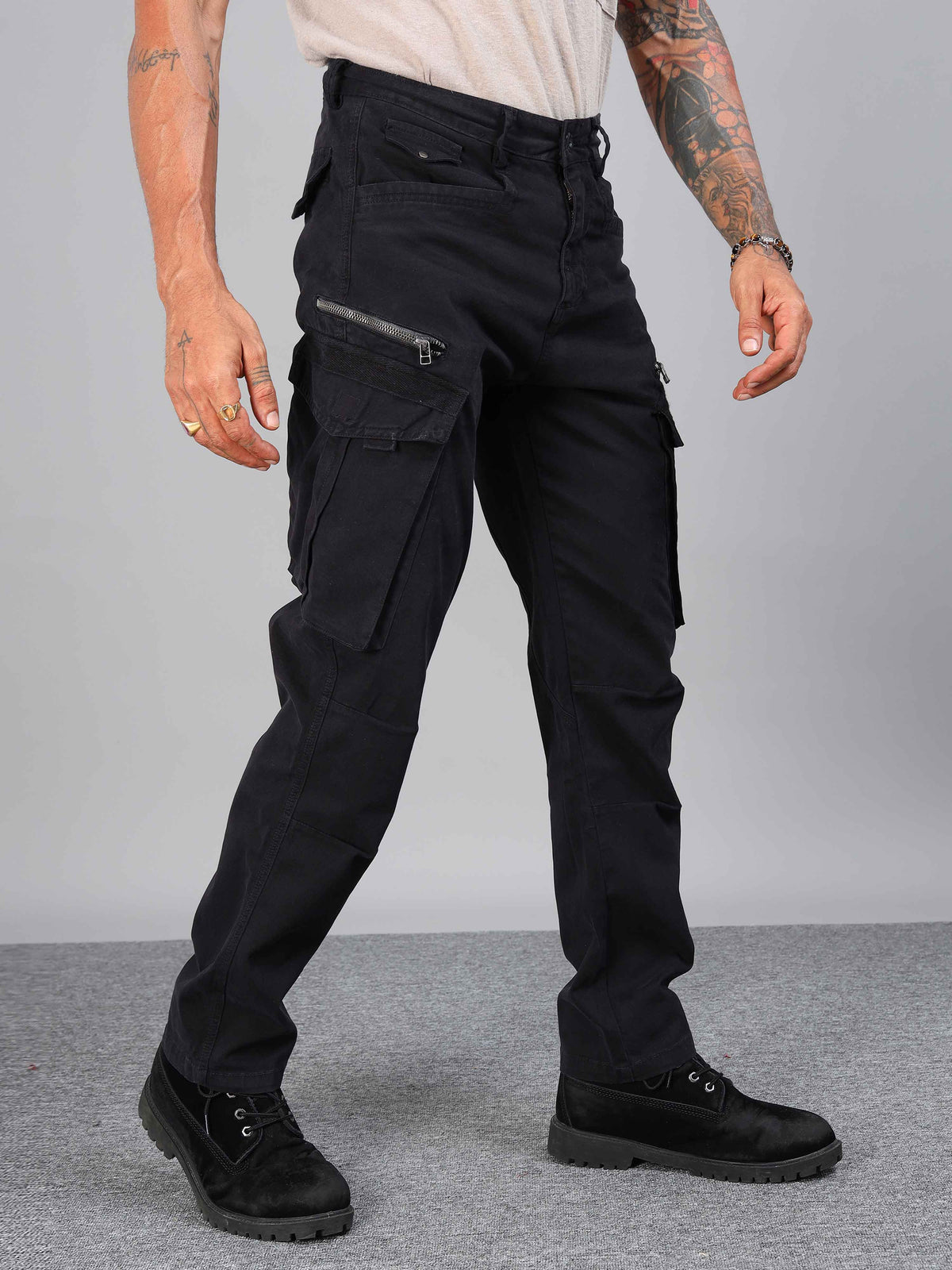 Rugged Zip Cargo Pants In Black