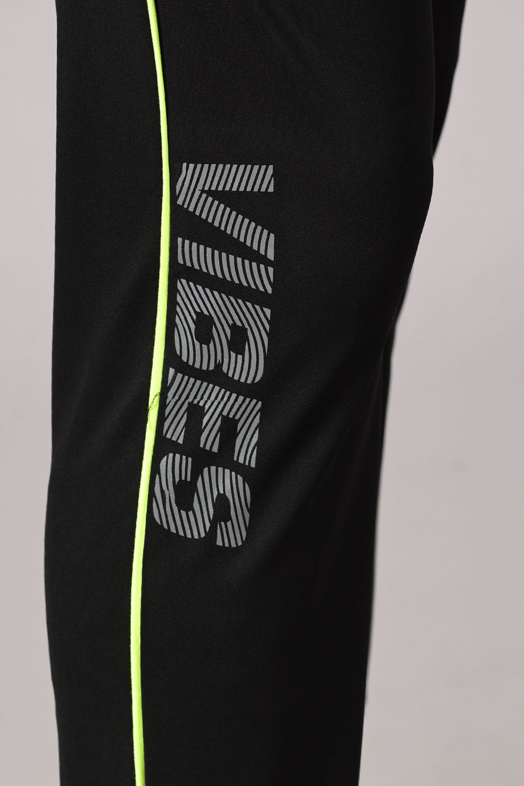 Mens Performance Jogger With Trim