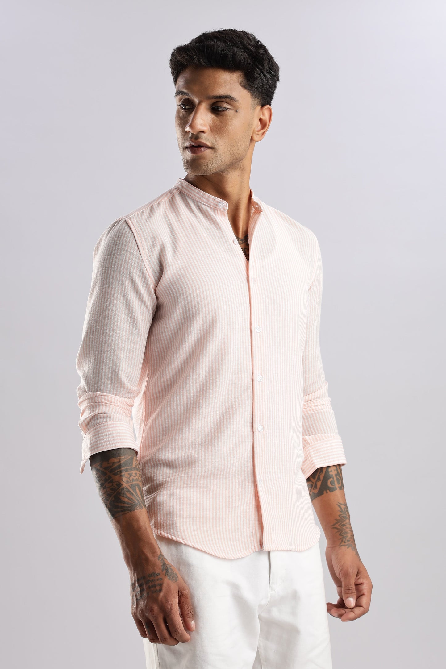 Men Linen Like Lining Mandrine Collar Shirt -Pink