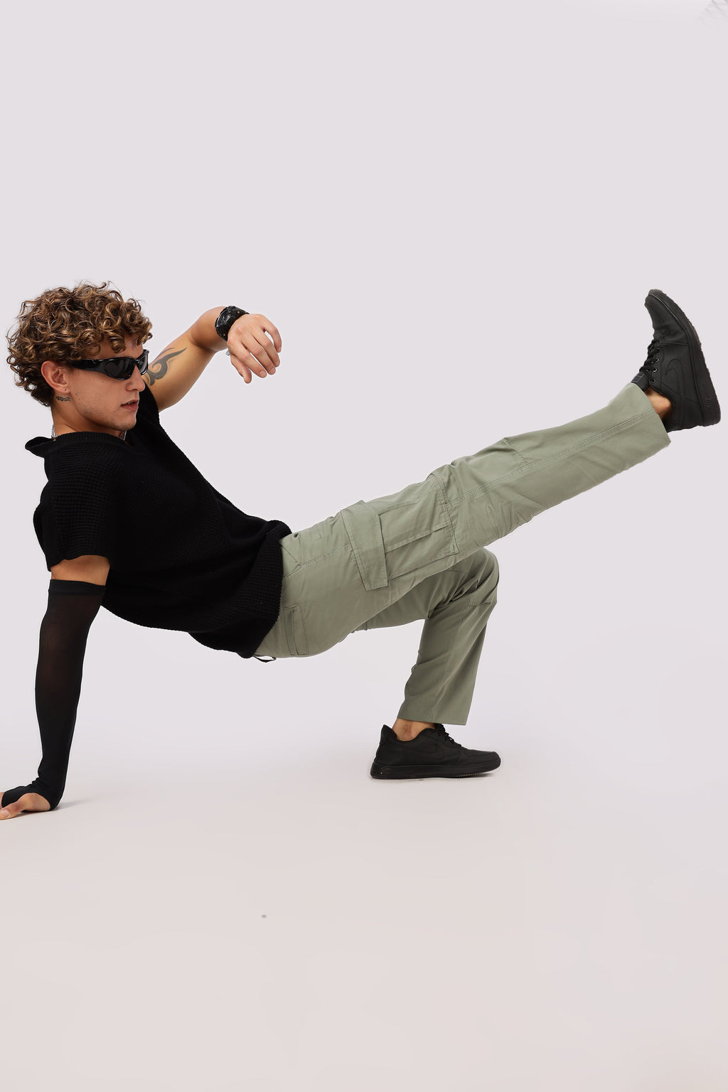Men Dyed Bulky Cargo-Lt Olive