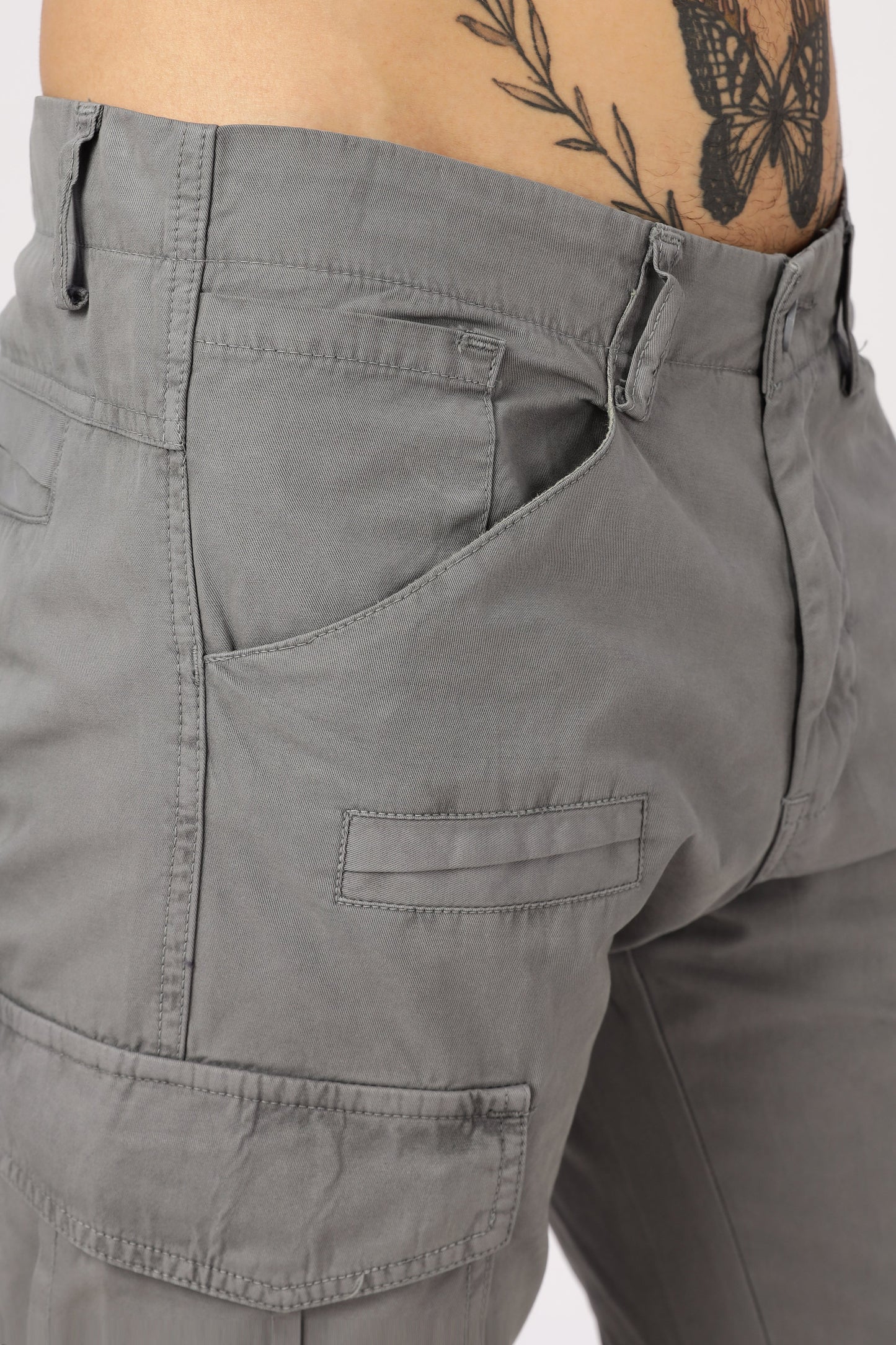 Men Dyed Bulky Cargo-Grey