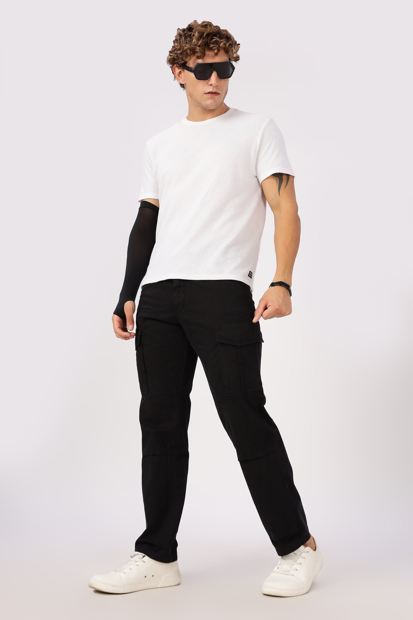 Men Dyed Bulky Cargo-Black