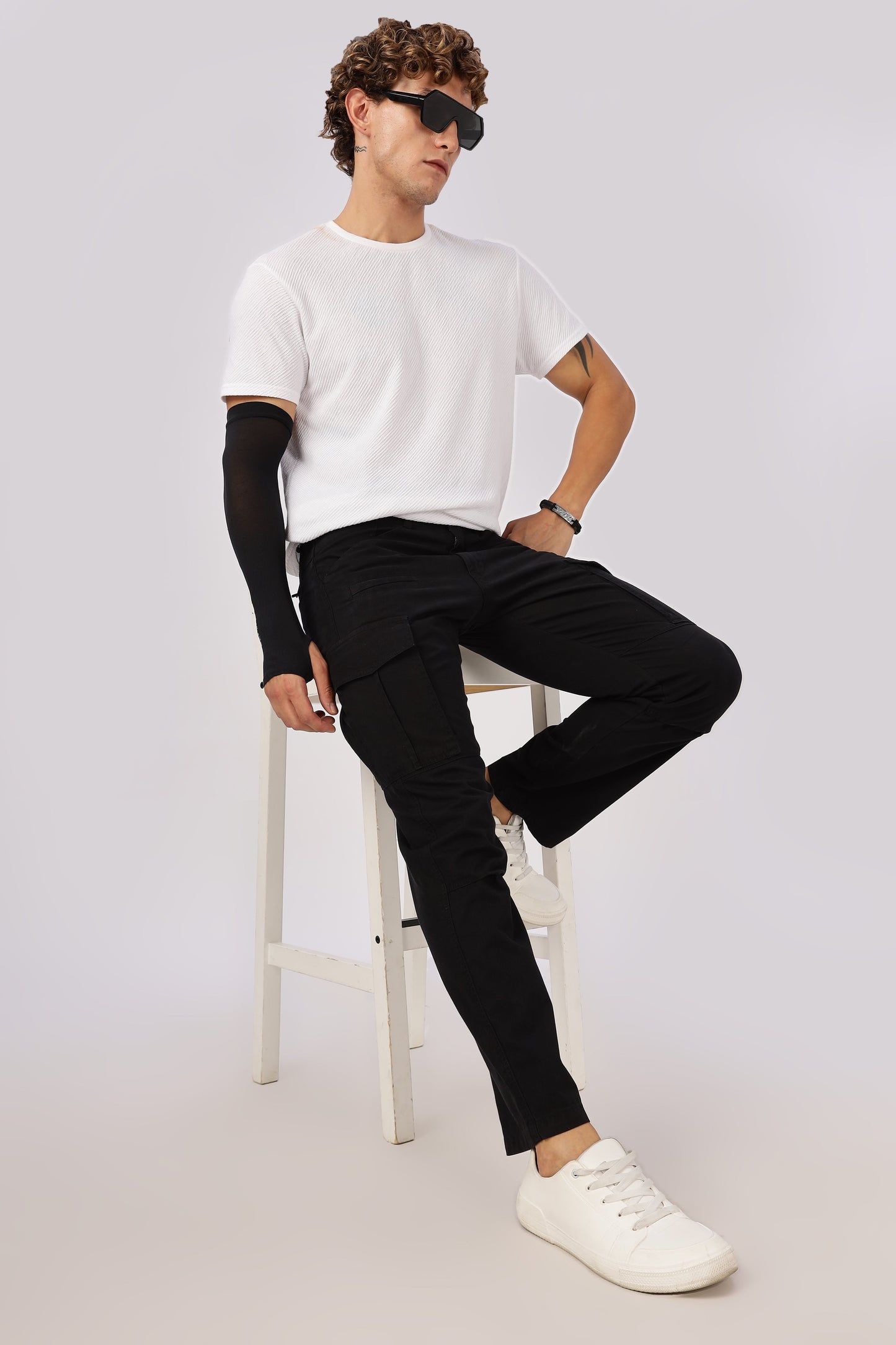 Men Dyed Bulky Cargo-Black