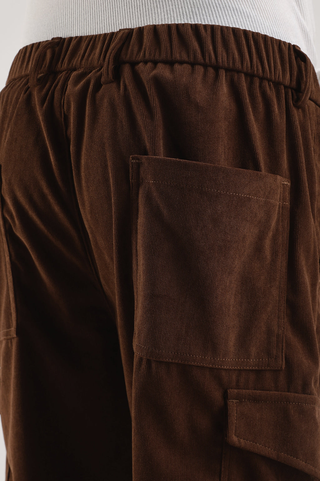 Men Corduroy Relaxed Cargo-Brown