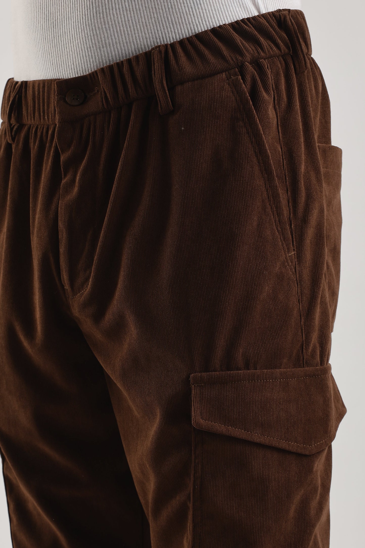 Men Corduroy Relaxed Cargo-Brown