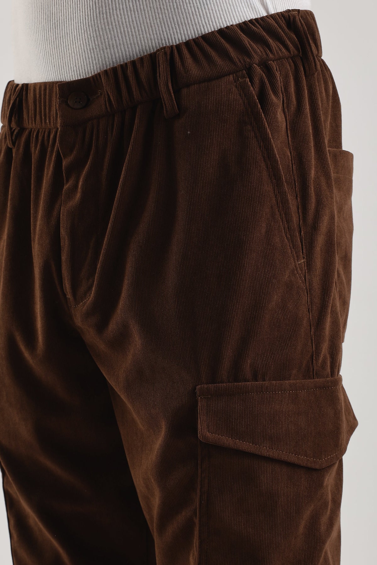 Men Corduroy Relaxed Cargo-Brown