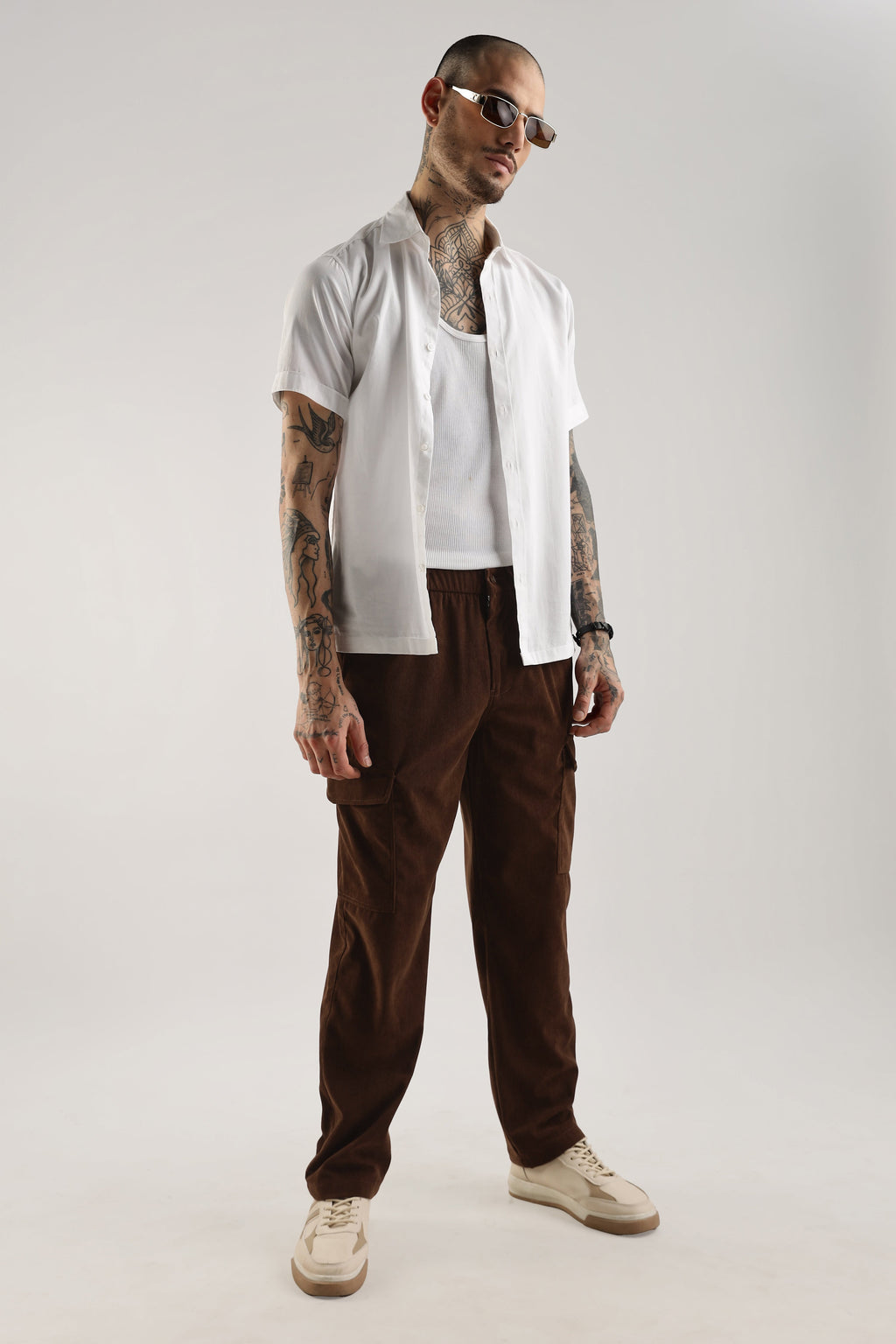 Men Corduroy Relaxed Cargo-Brown